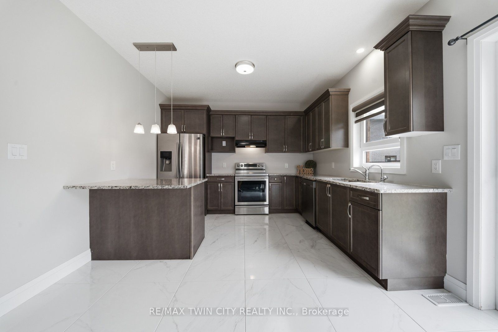 7 Morris Street Property Photo 17