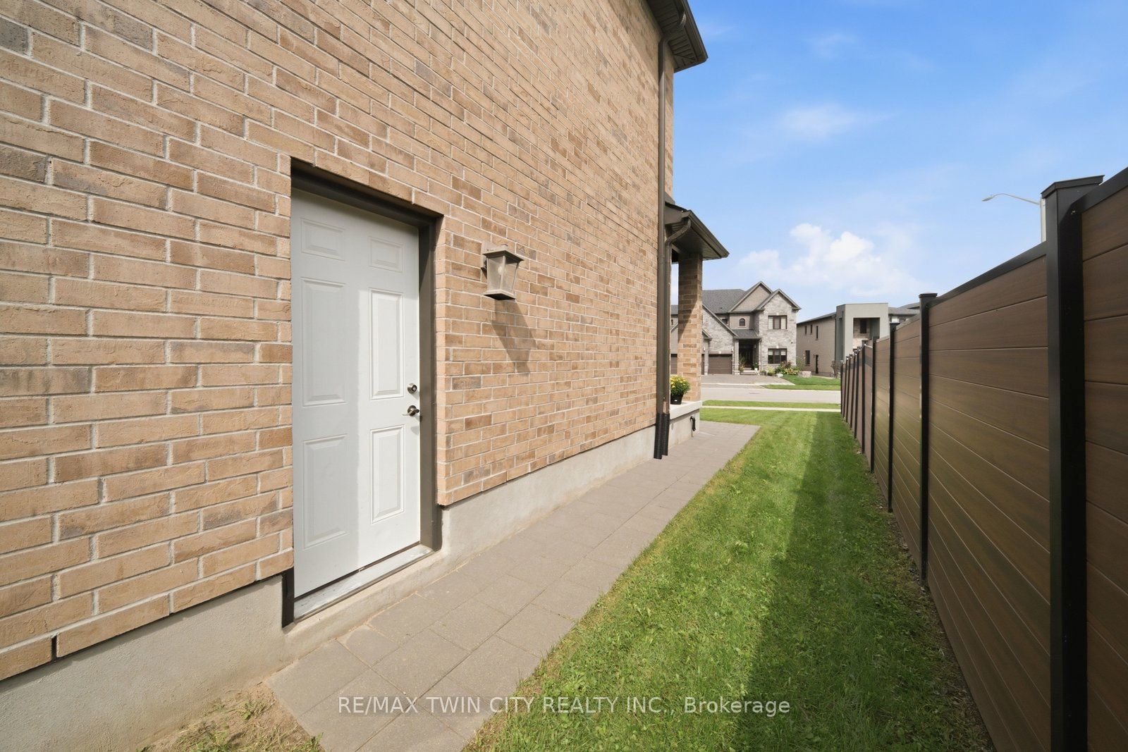 7 Morris Street Property Photo 38