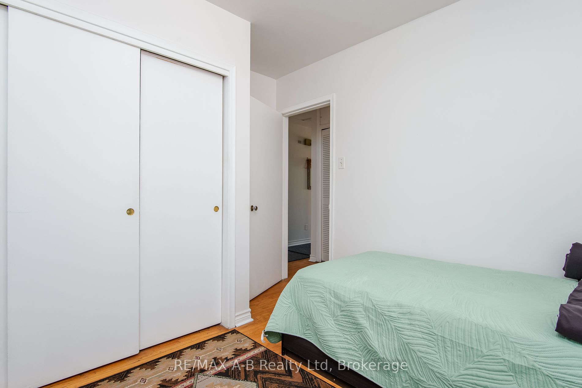 727 Frederick Street Property Photo 16
