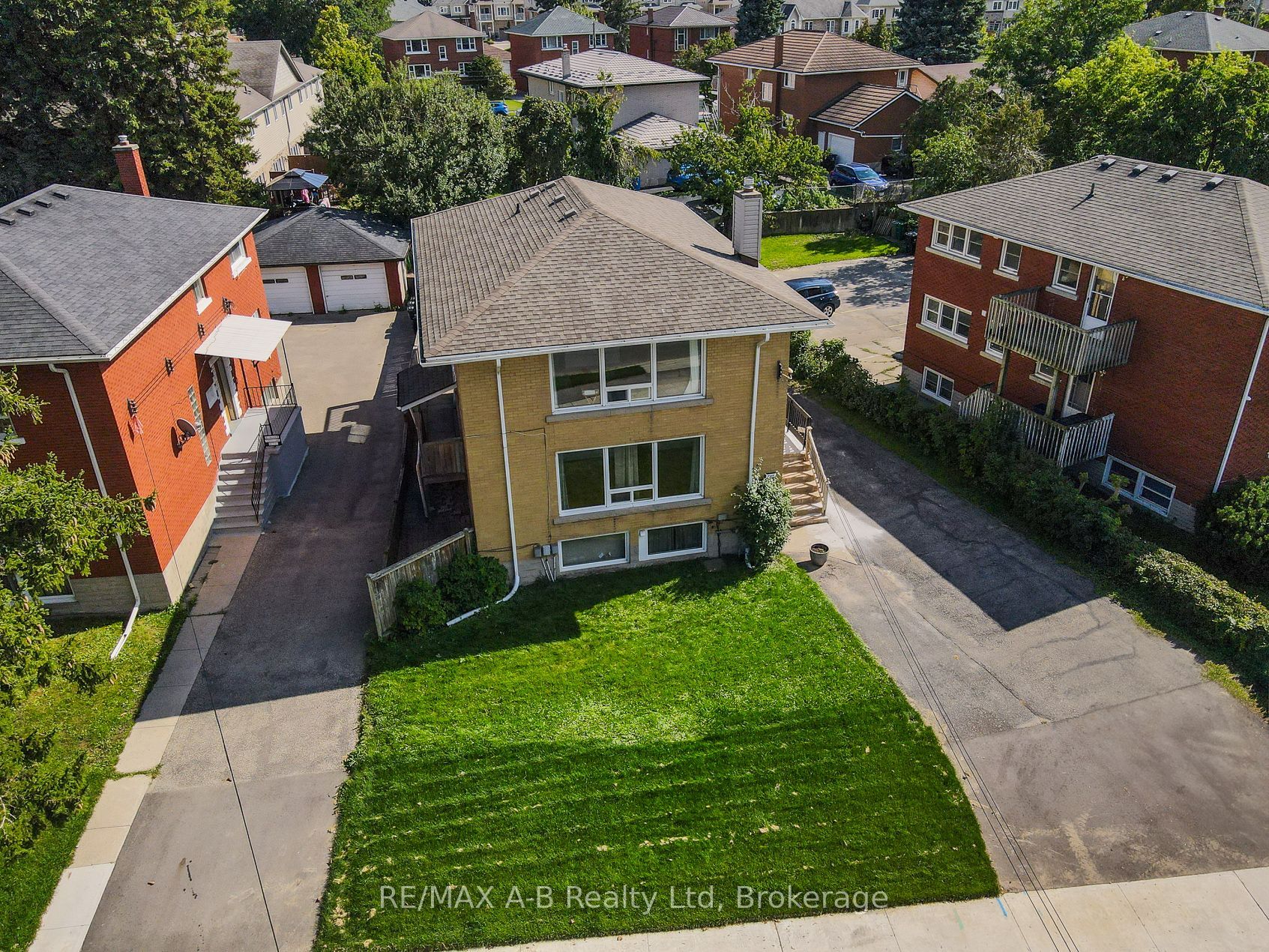 727 Frederick Street Property Photo 44