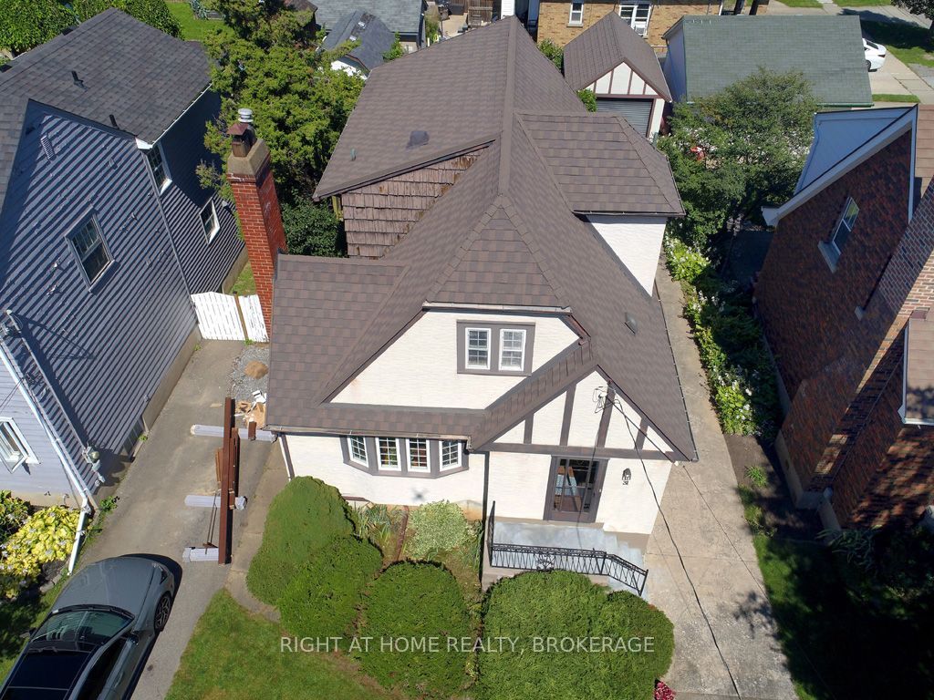 31 Stuart Avenue Property Photo 9