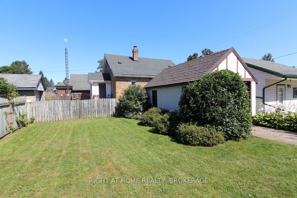 31 Stuart Avenue Property Photo 12