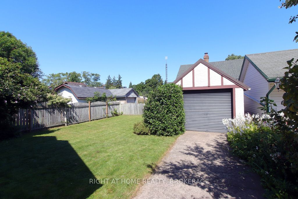 31 Stuart Avenue Property Photo 13