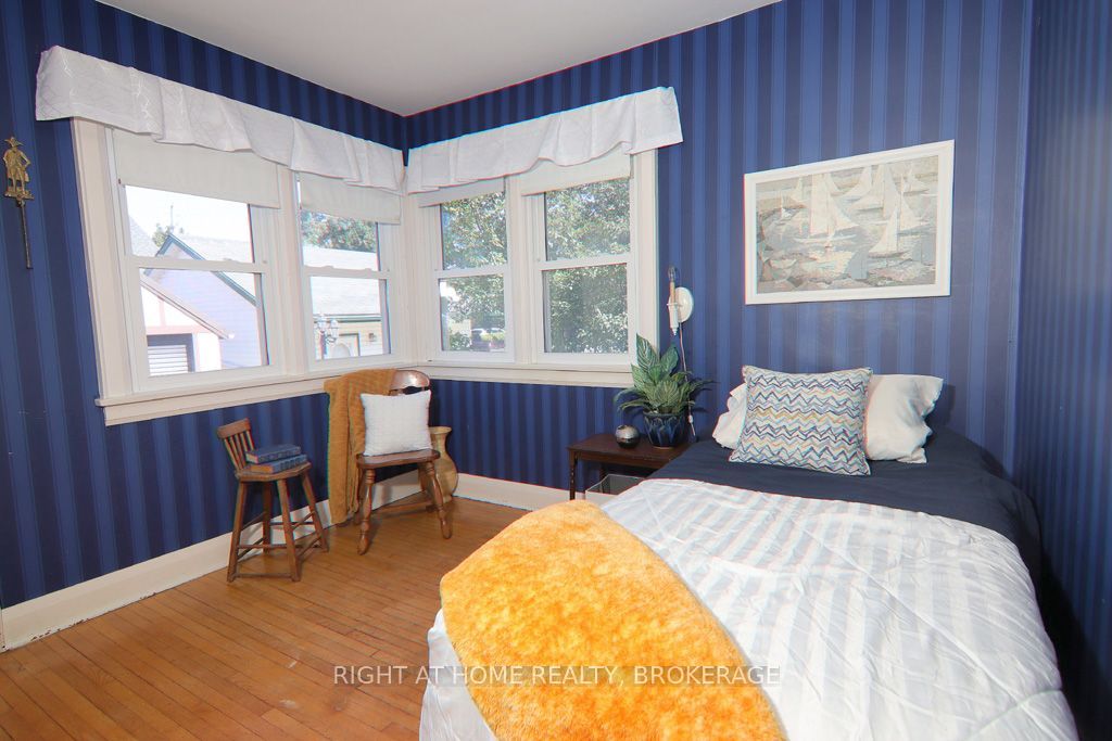 31 Stuart Avenue Property Photo 27