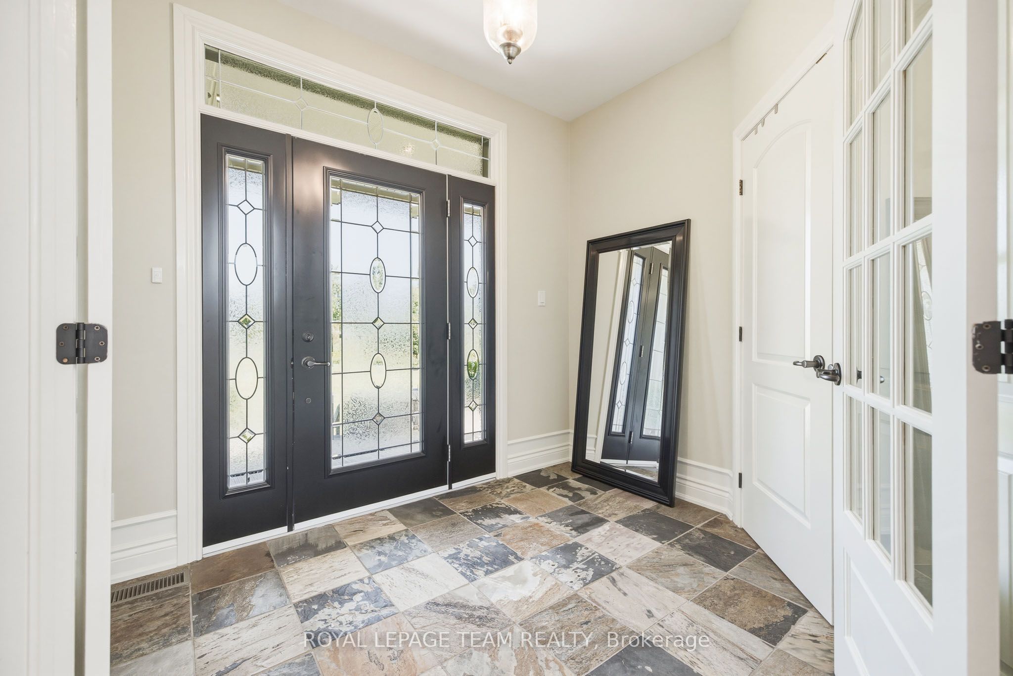 61 Balmoral Street Property Photo 7
