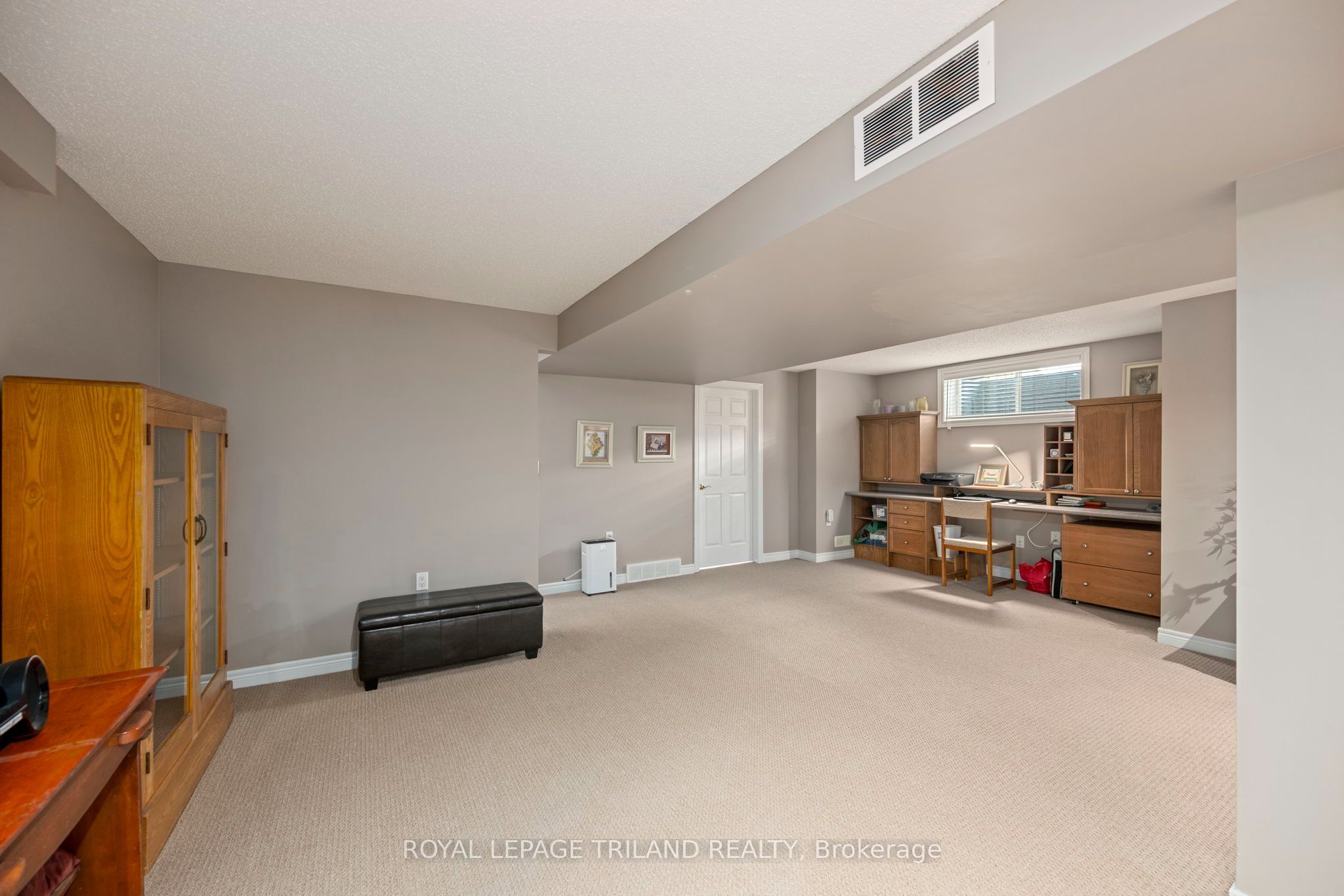 2025 Meadowgate Boulevard 252 Property Photo 27