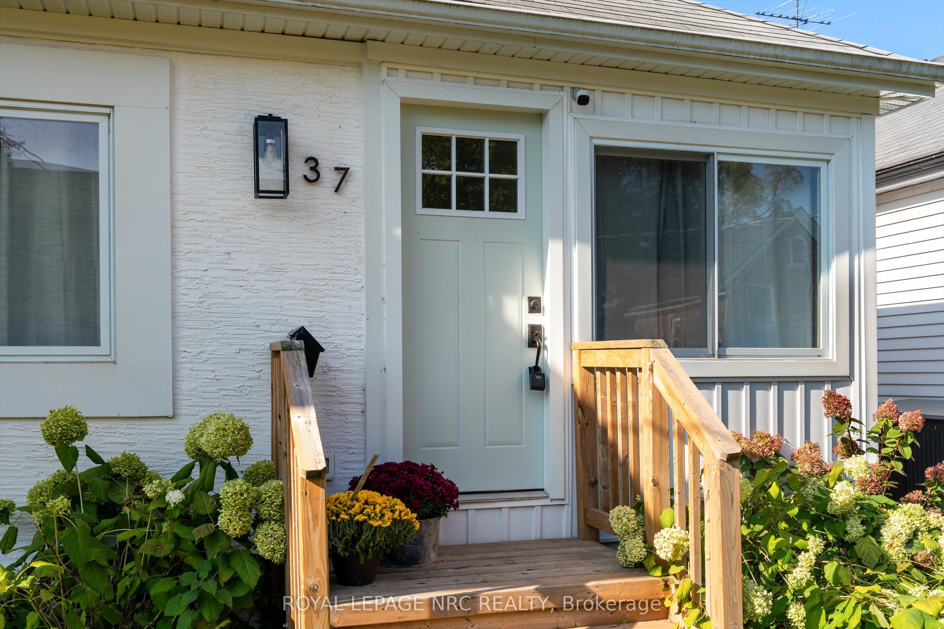 37 Lock Street Property Photo 6
