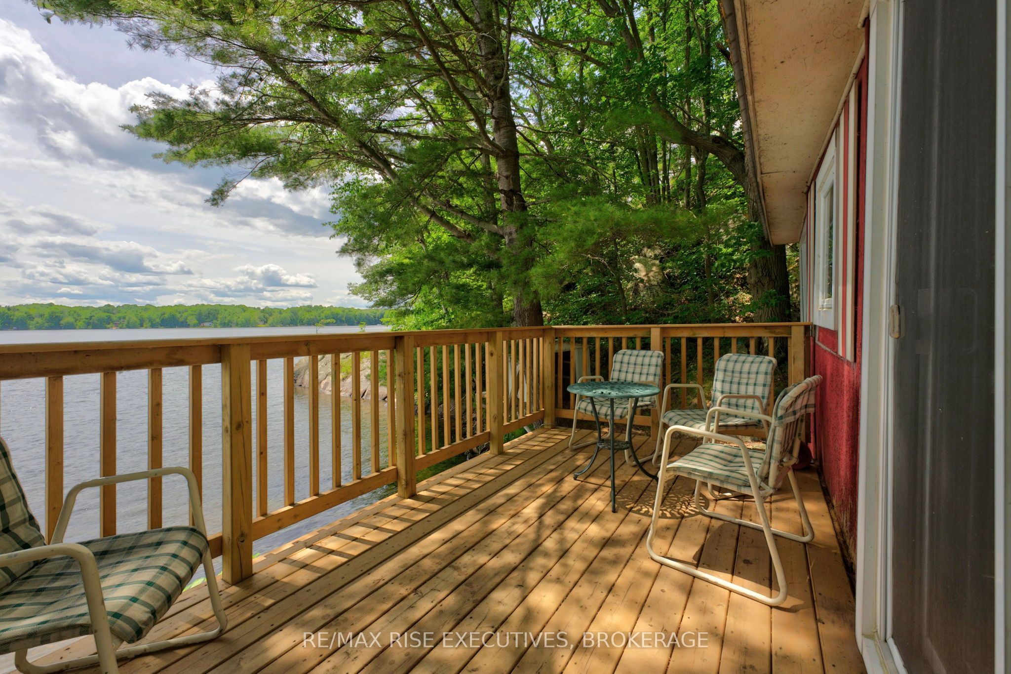 90 East Shore Lane Property Photo 17