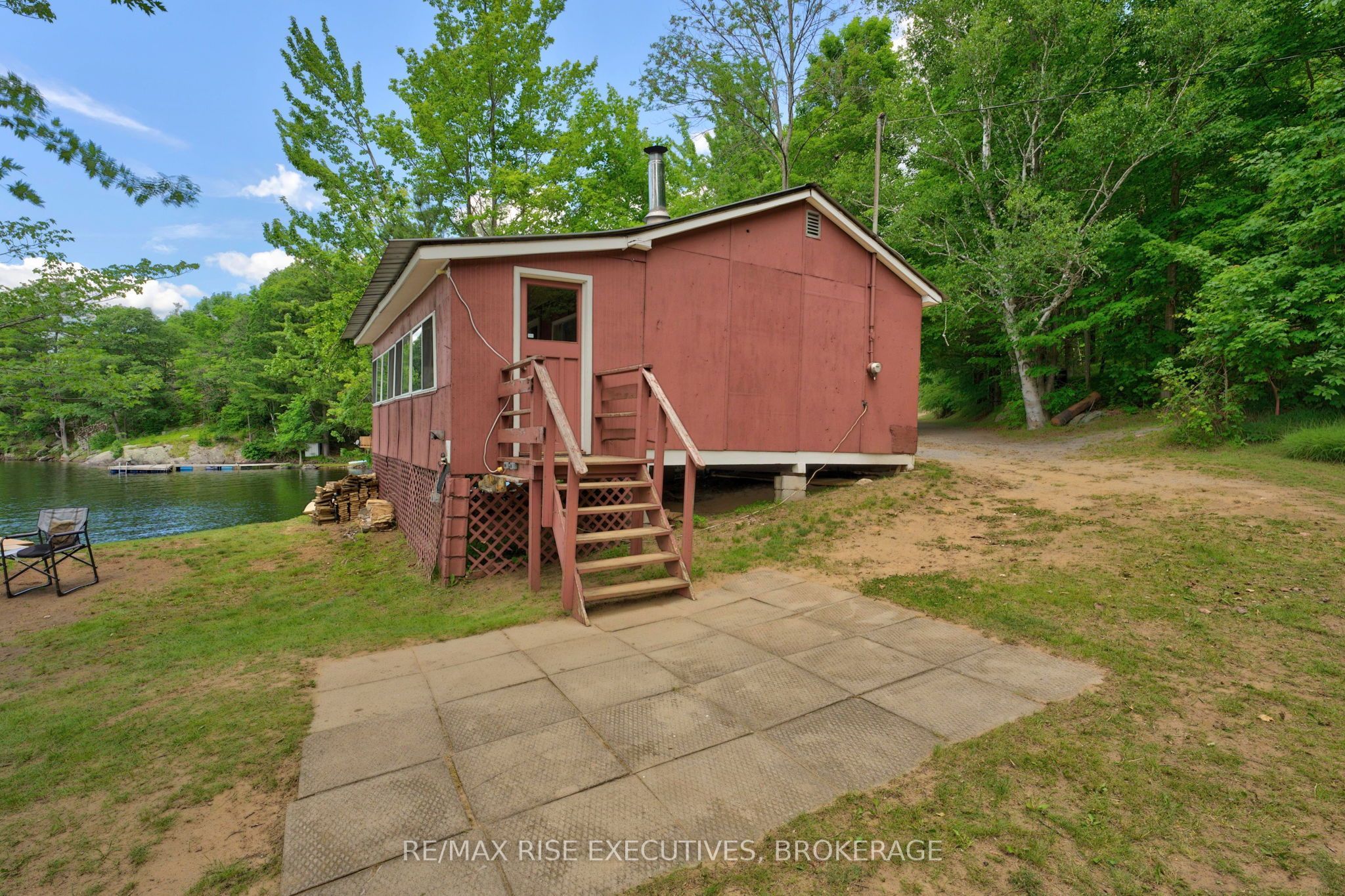 90 East Shore Lane Property Photo 21
