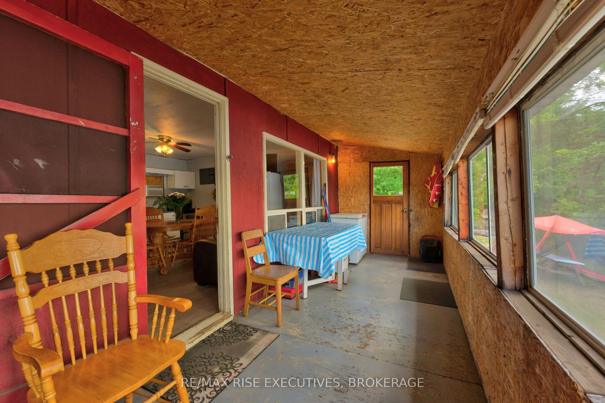 90 East Shore Lane Property Photo 22