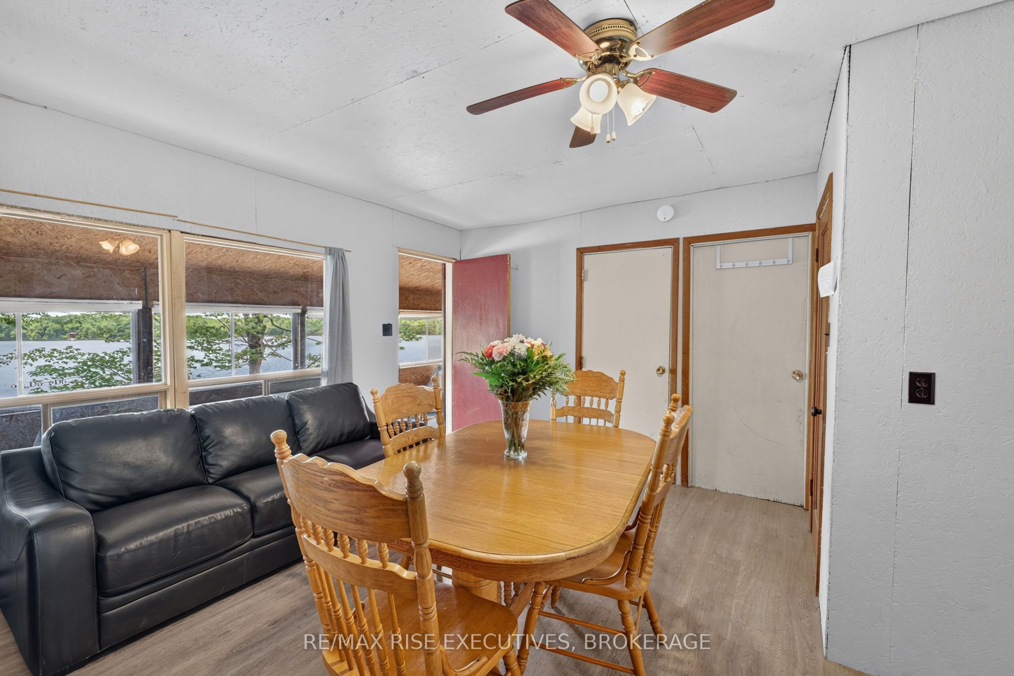 90 East Shore Lane Property Photo 24