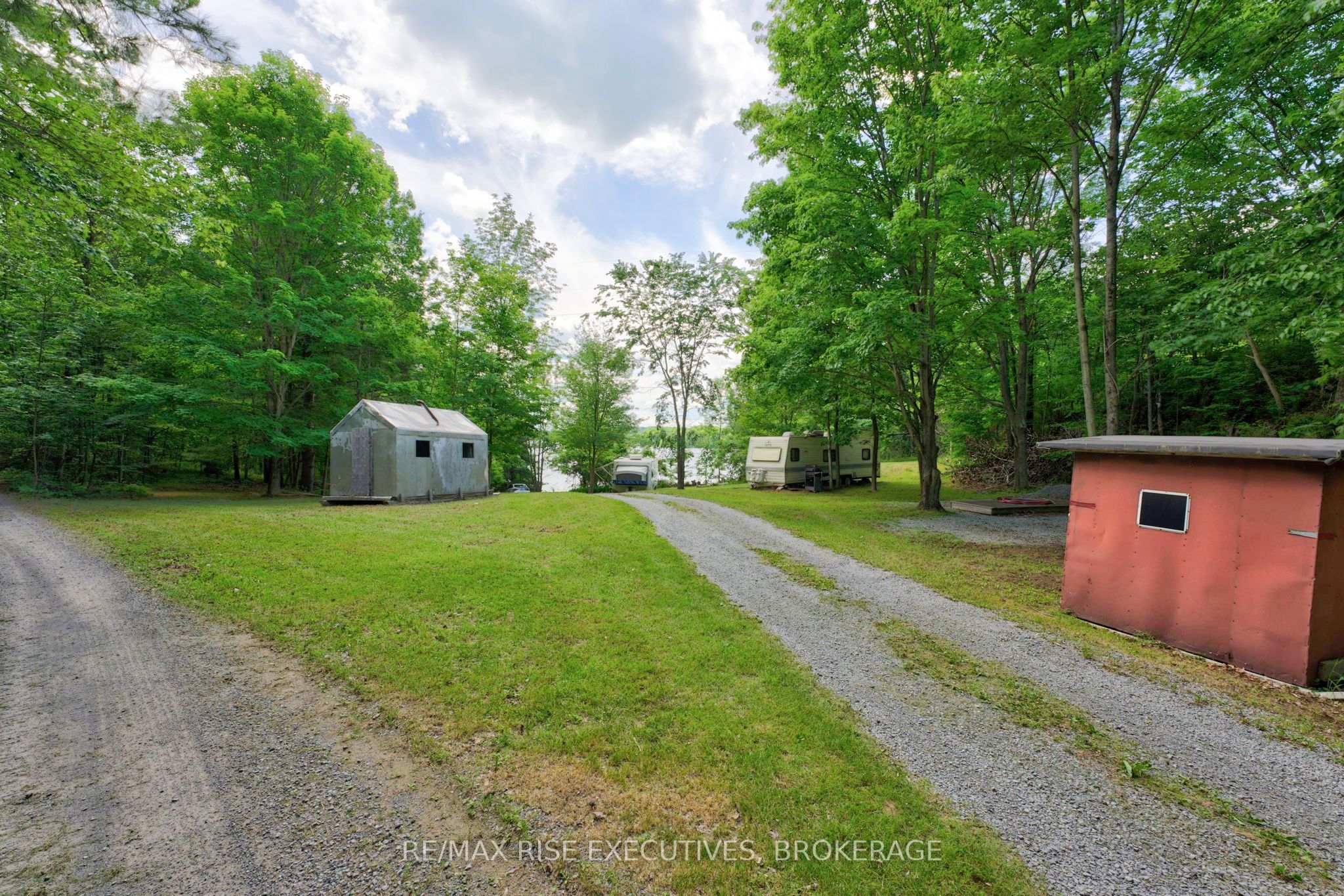 90 East Shore Lane Property Photo 31