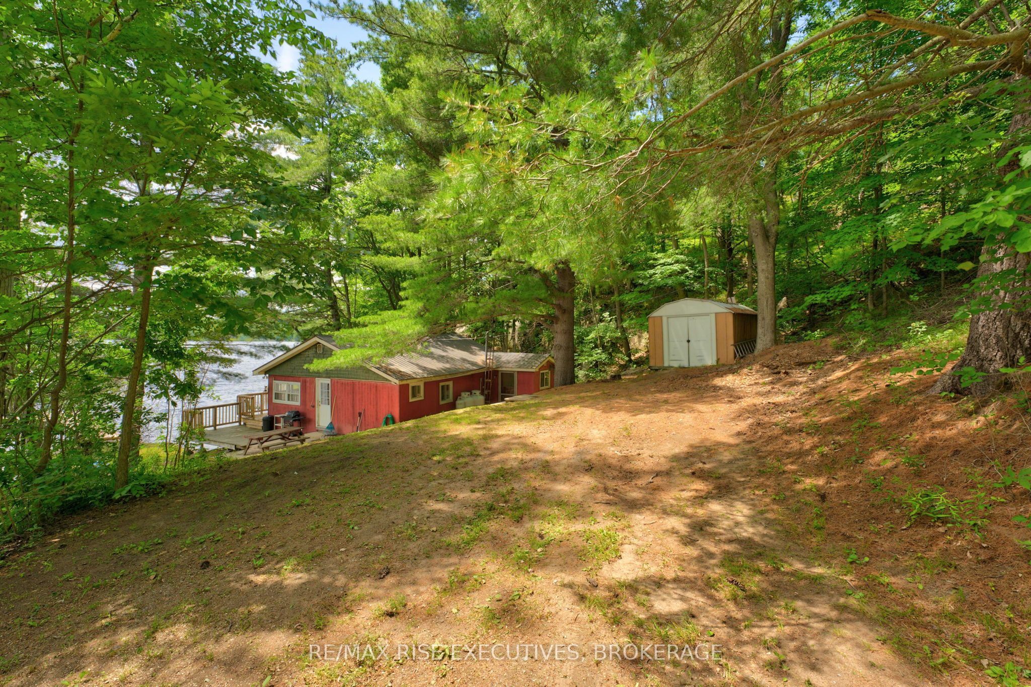 90 East Shore Lane Property Photo 36