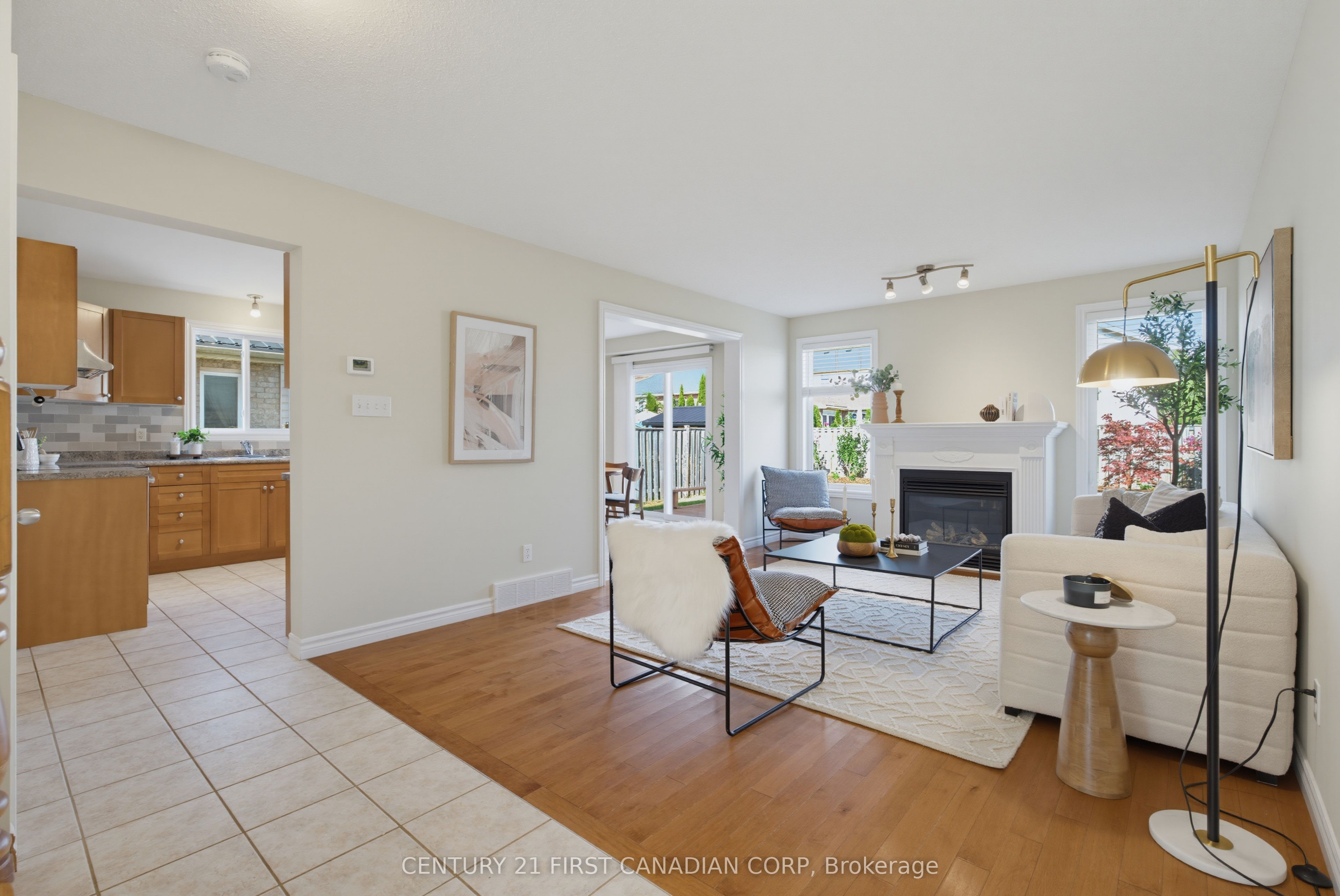 1748 Ennismore Crescent Property Photo 6