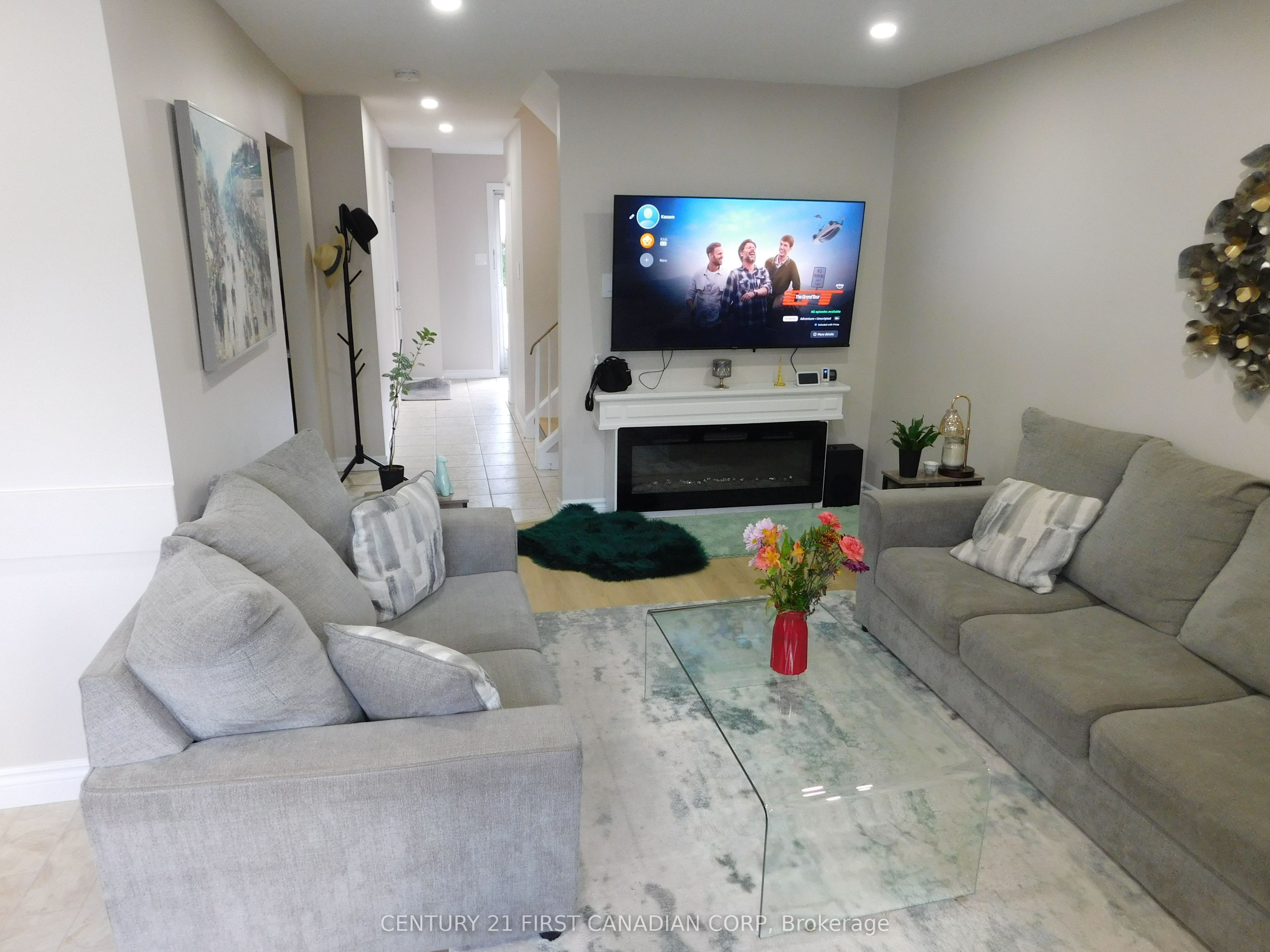 500 Osgoode Drive 2 Property Photo 8