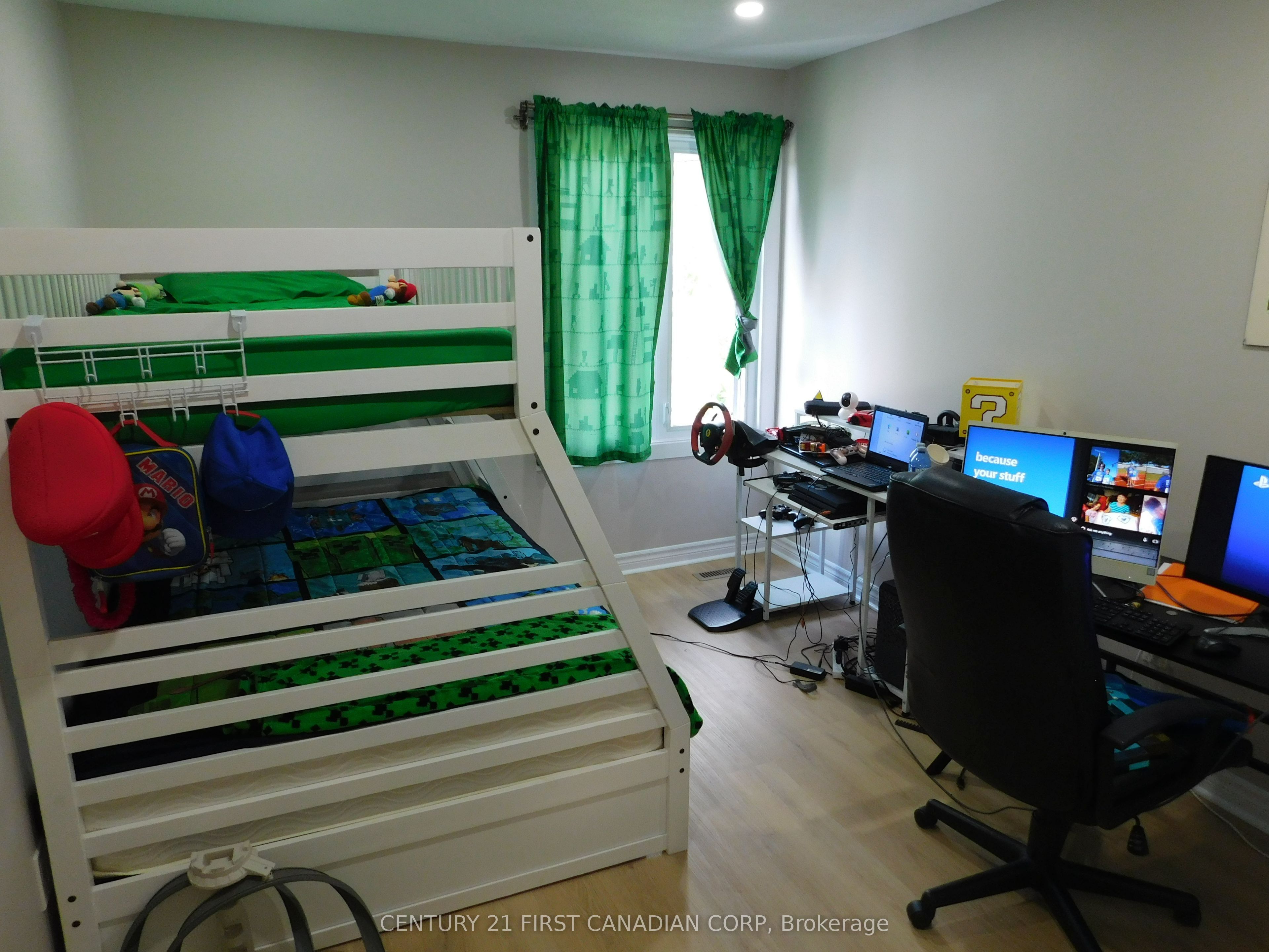 500 Osgoode Drive 2 Property Photo 18