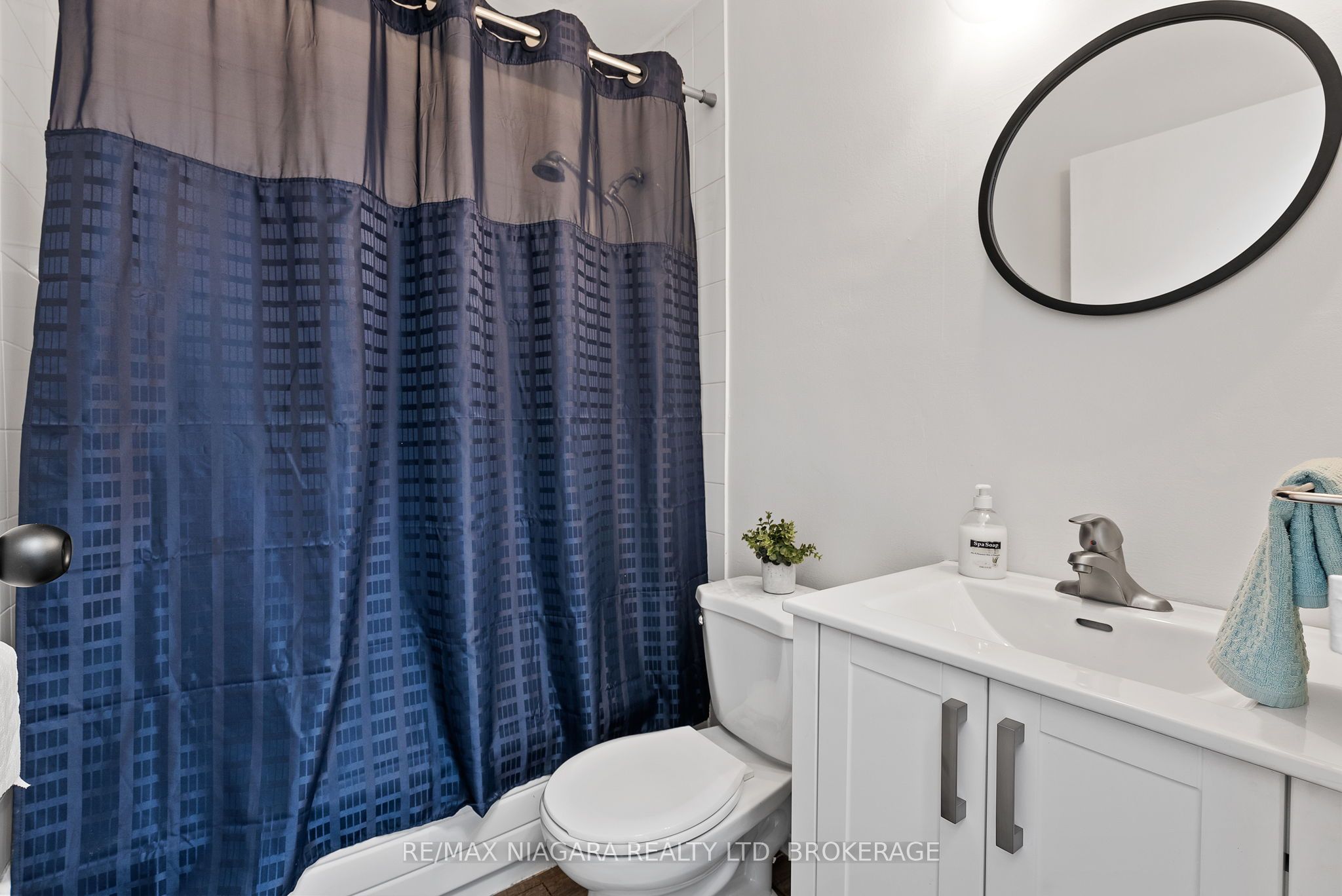 359 Geneva Street 1002 Property Photo 10