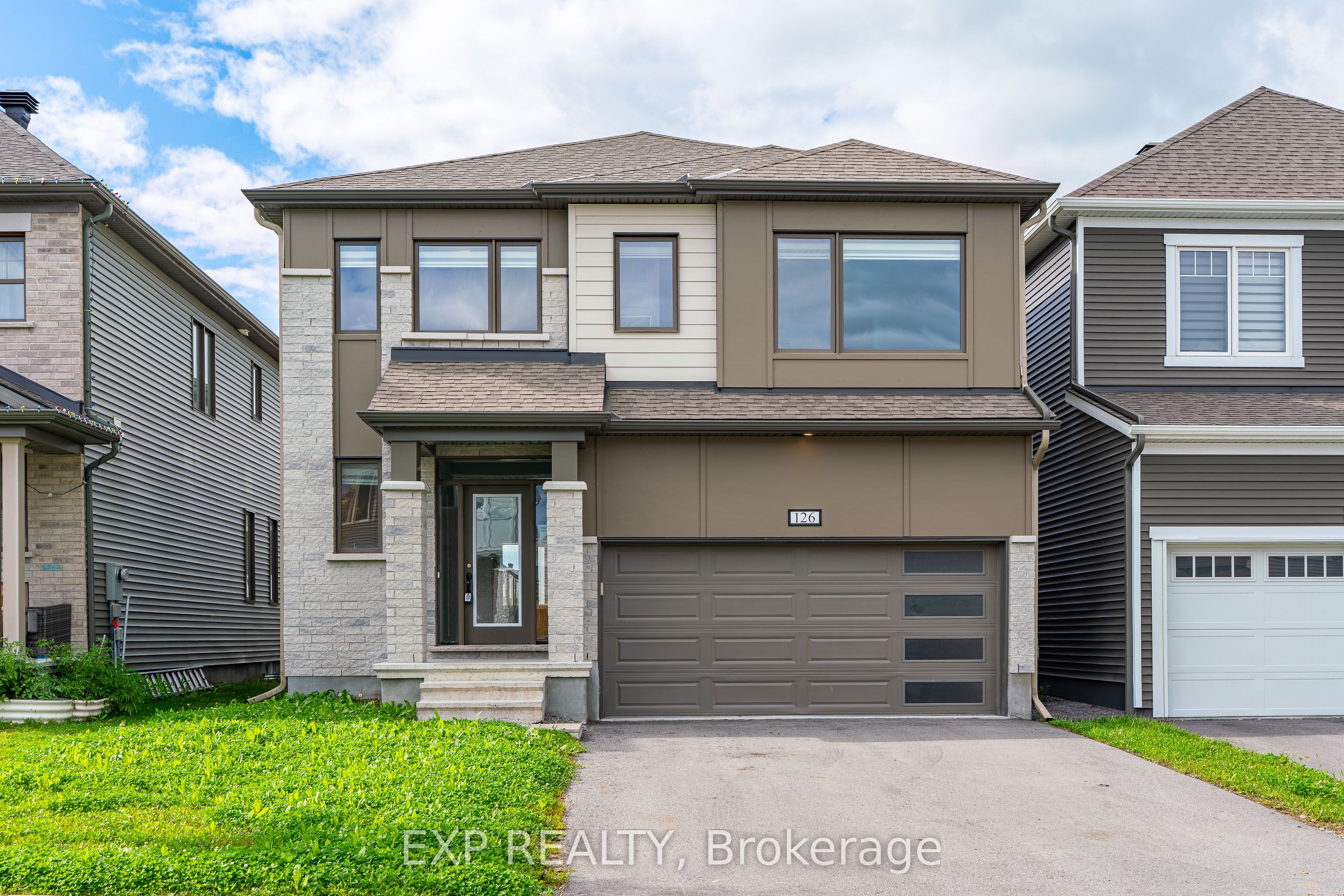 126 Yearling Circle Property Photo 1