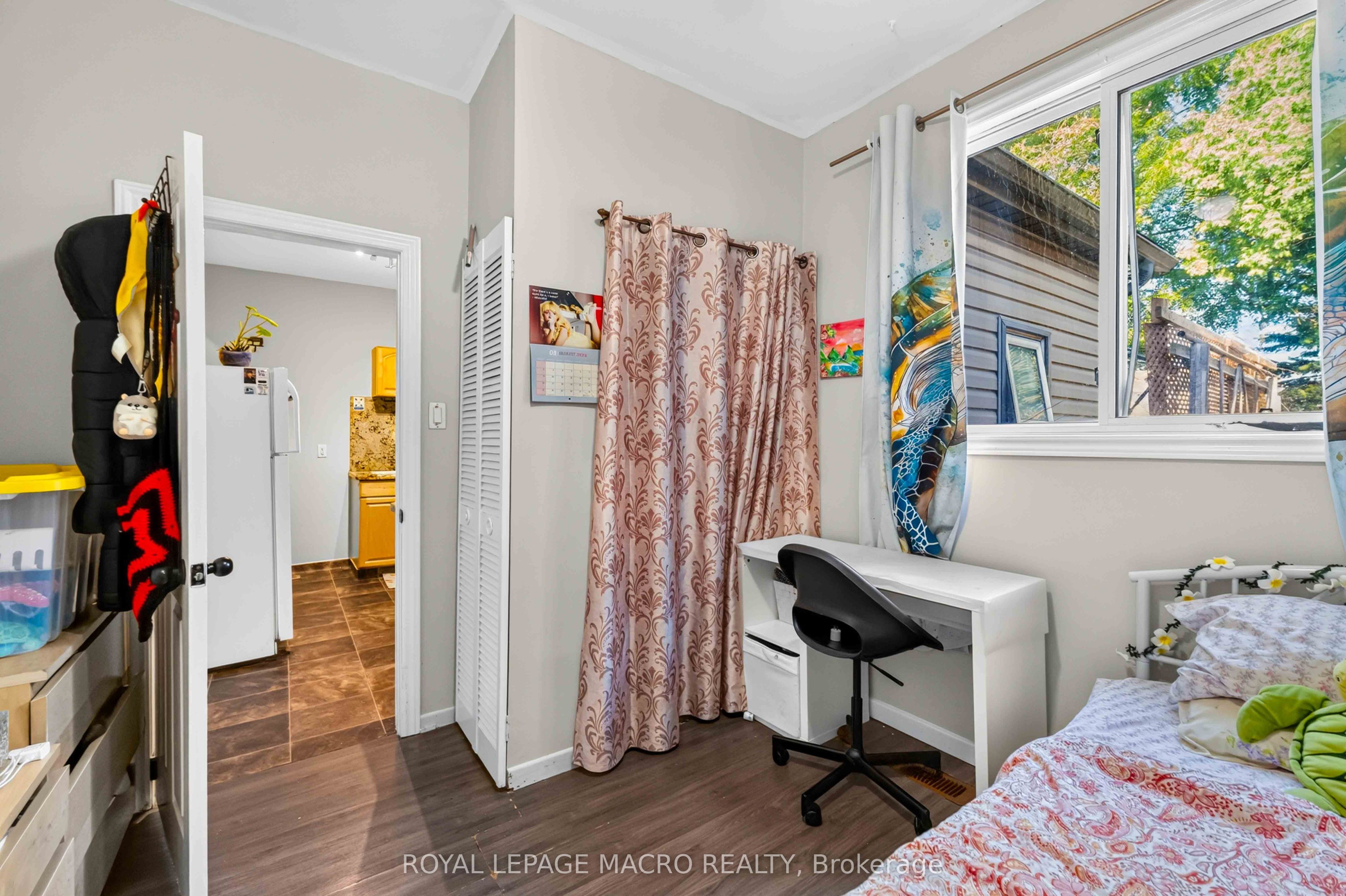 54 East 23rd Street Property Photo 15