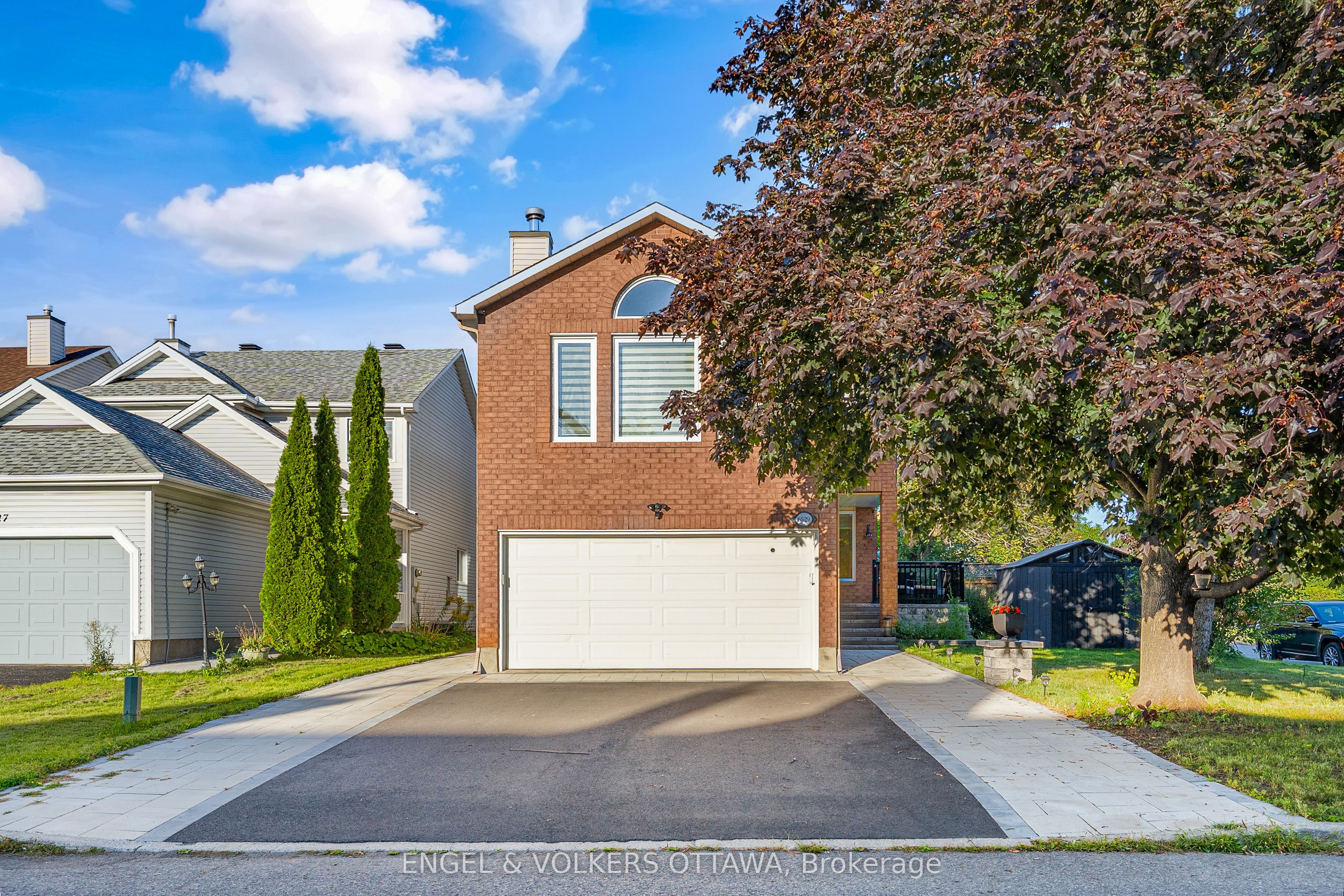 6529 Tooney Drive Property Photo 1