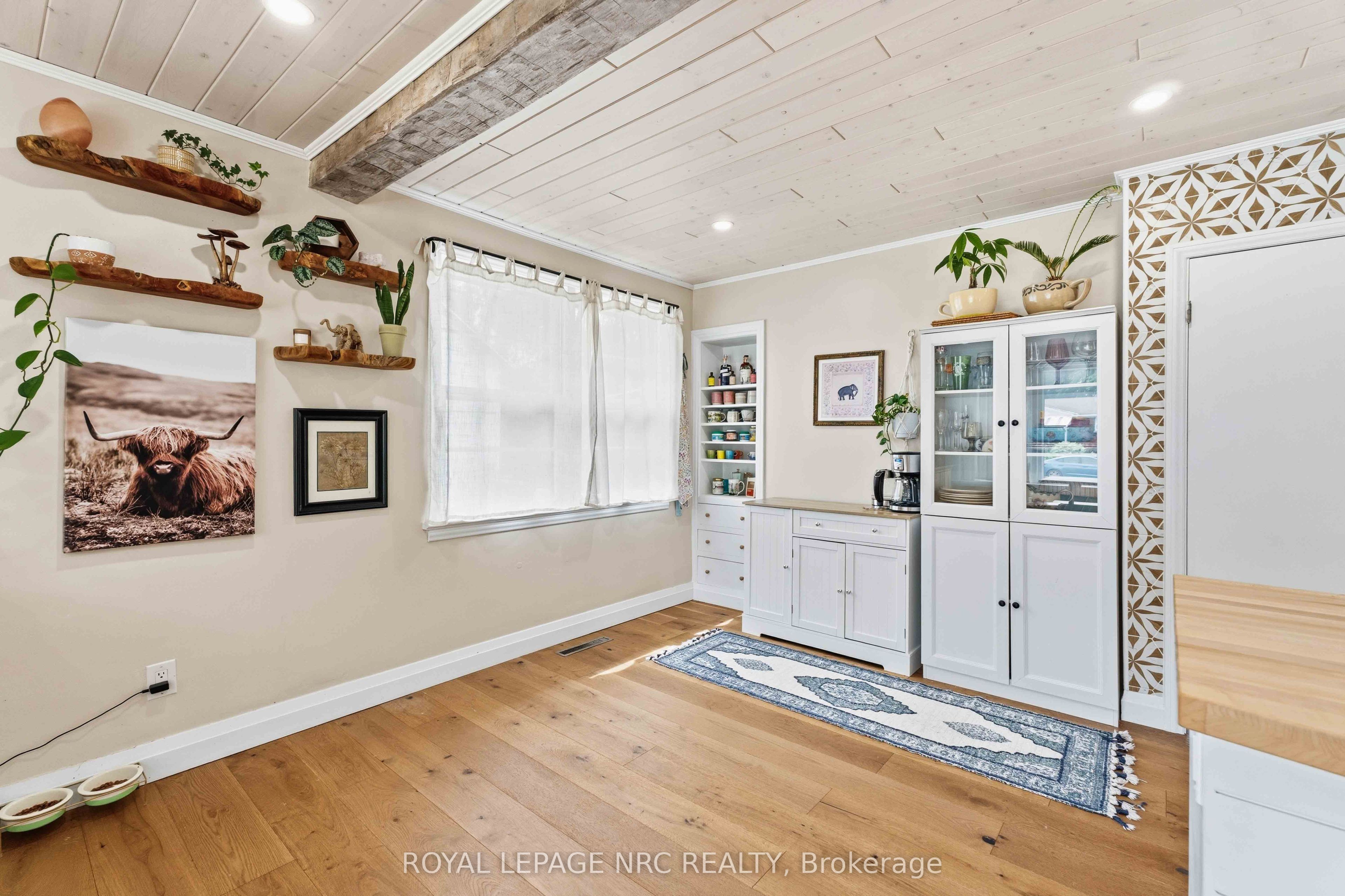 287 First Avenue Property Photo 36