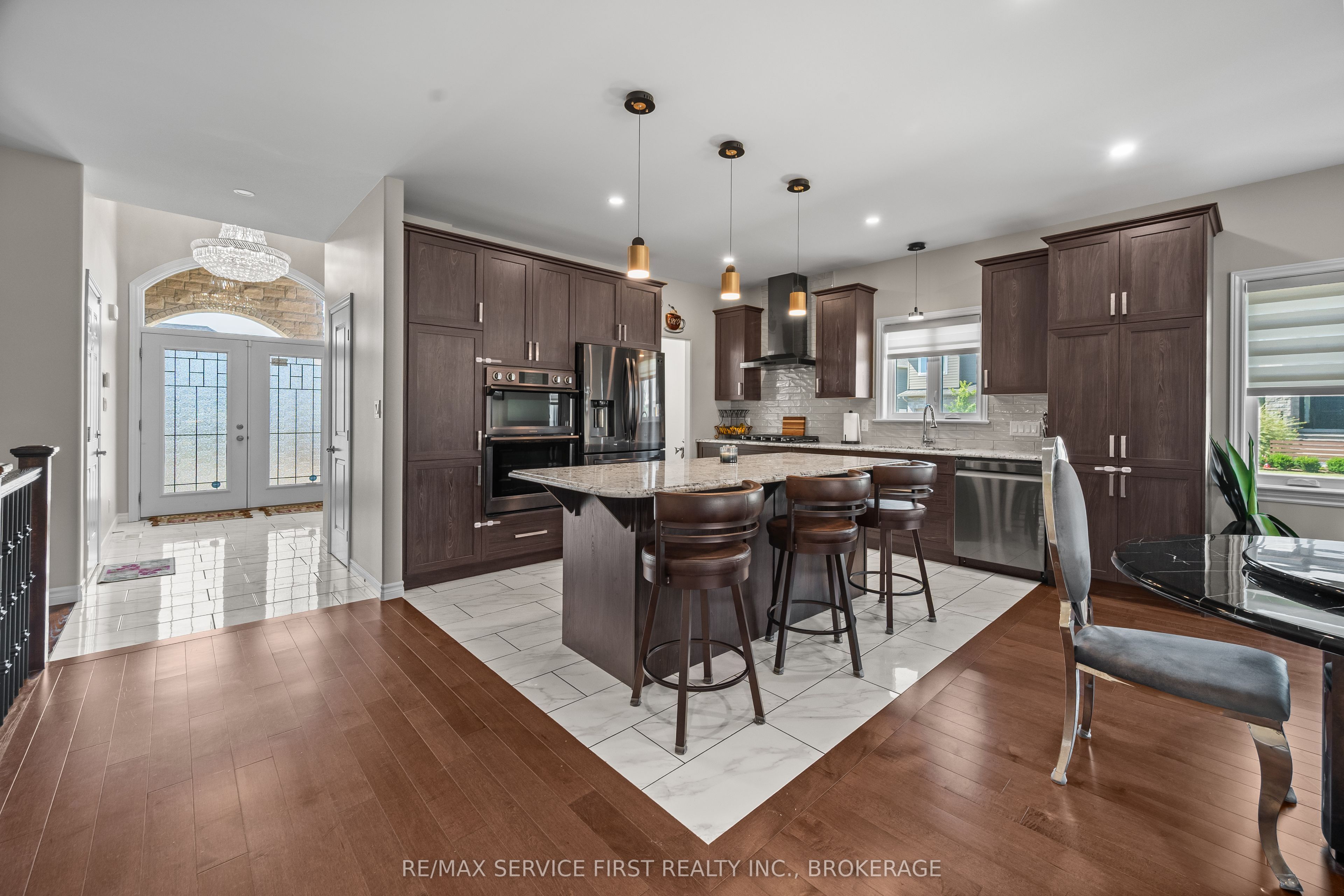 636 Mandara Drive Property Photo 10