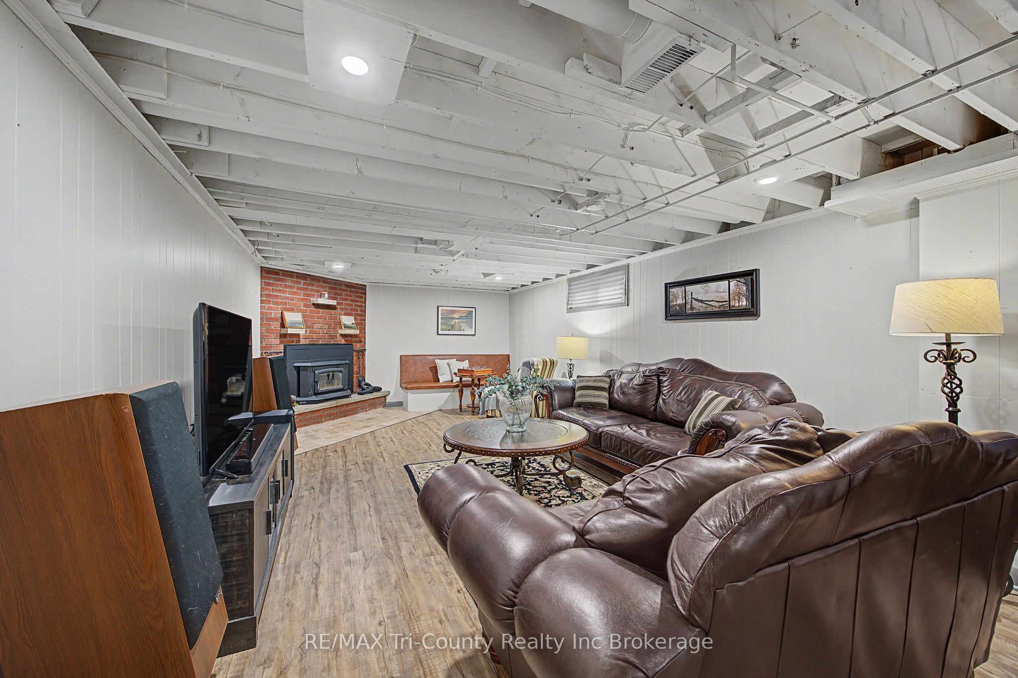 34 Albert Street Property Photo 33