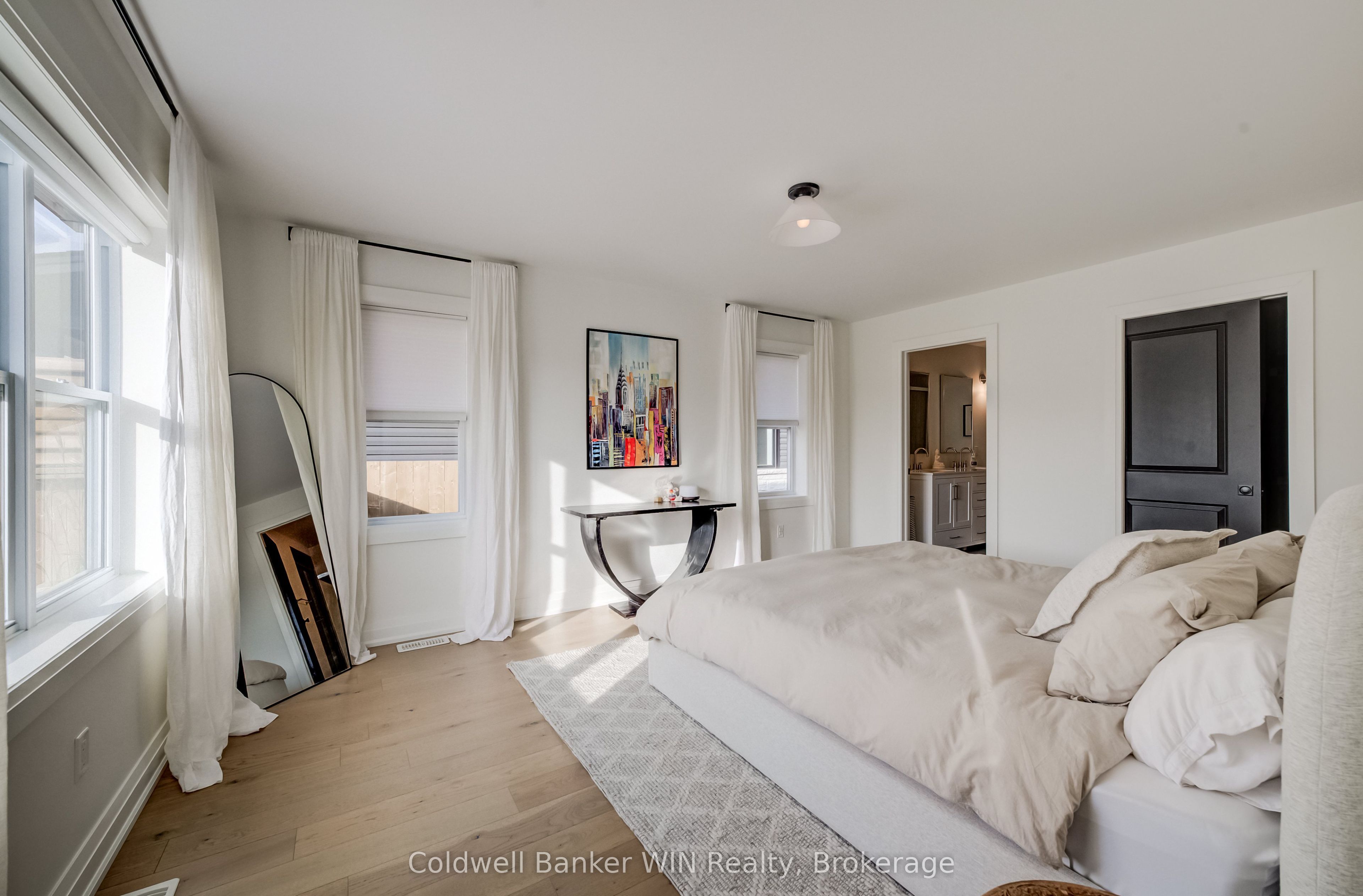 420 Wellington Street E Property Photo 25