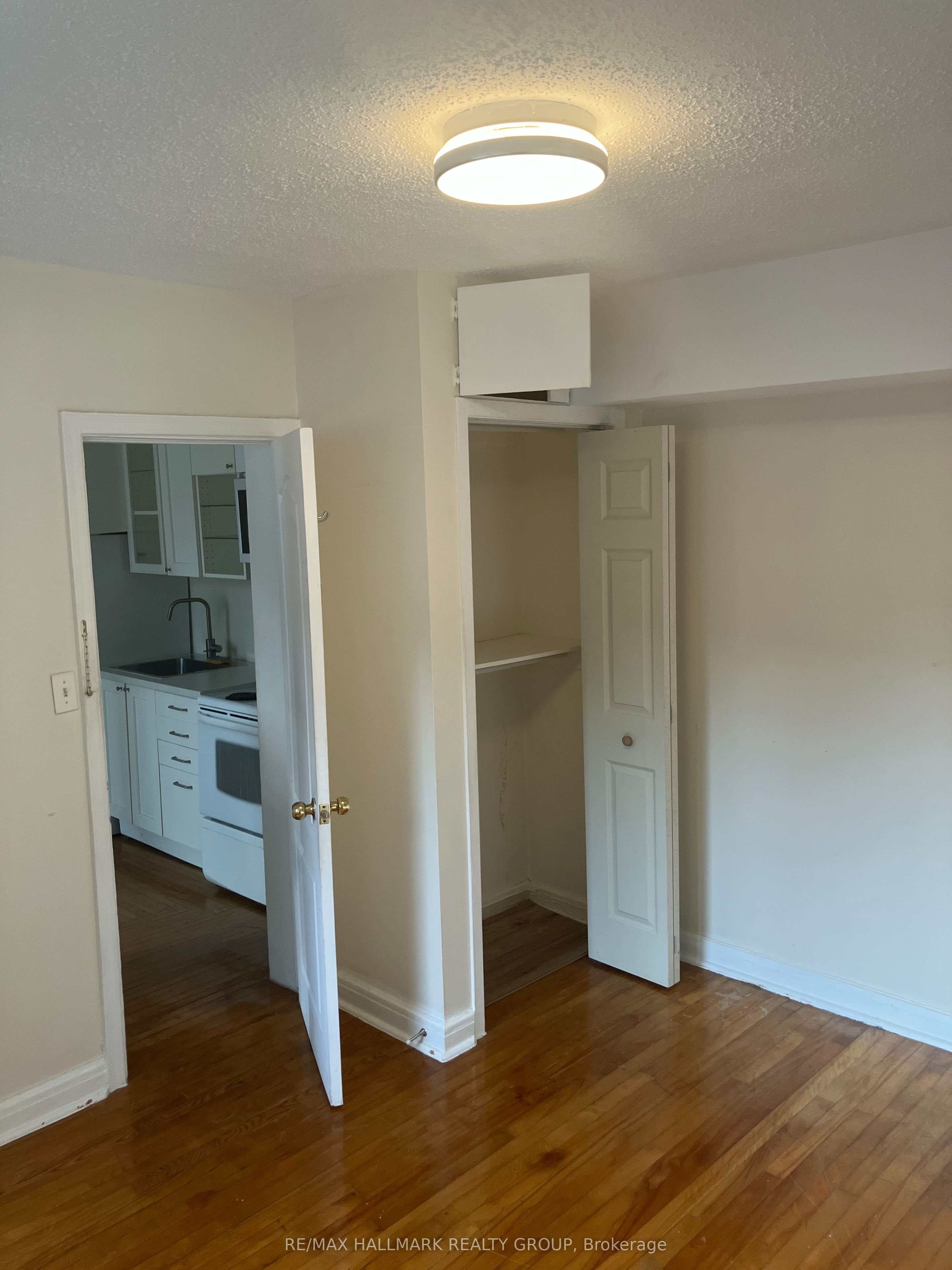 257 Bronson Avenue 1 Property Photo 4