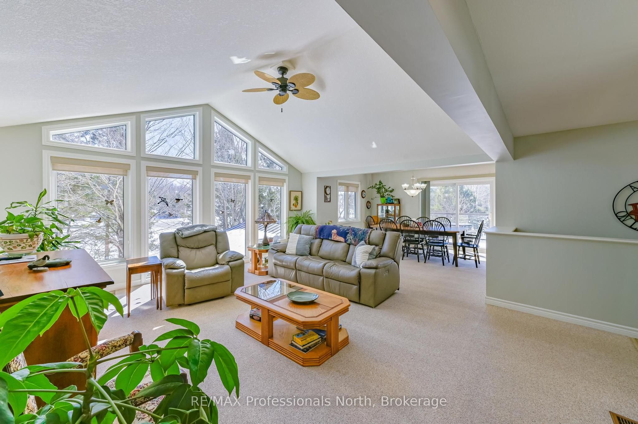 1099 Summer Lane Property Photo 13