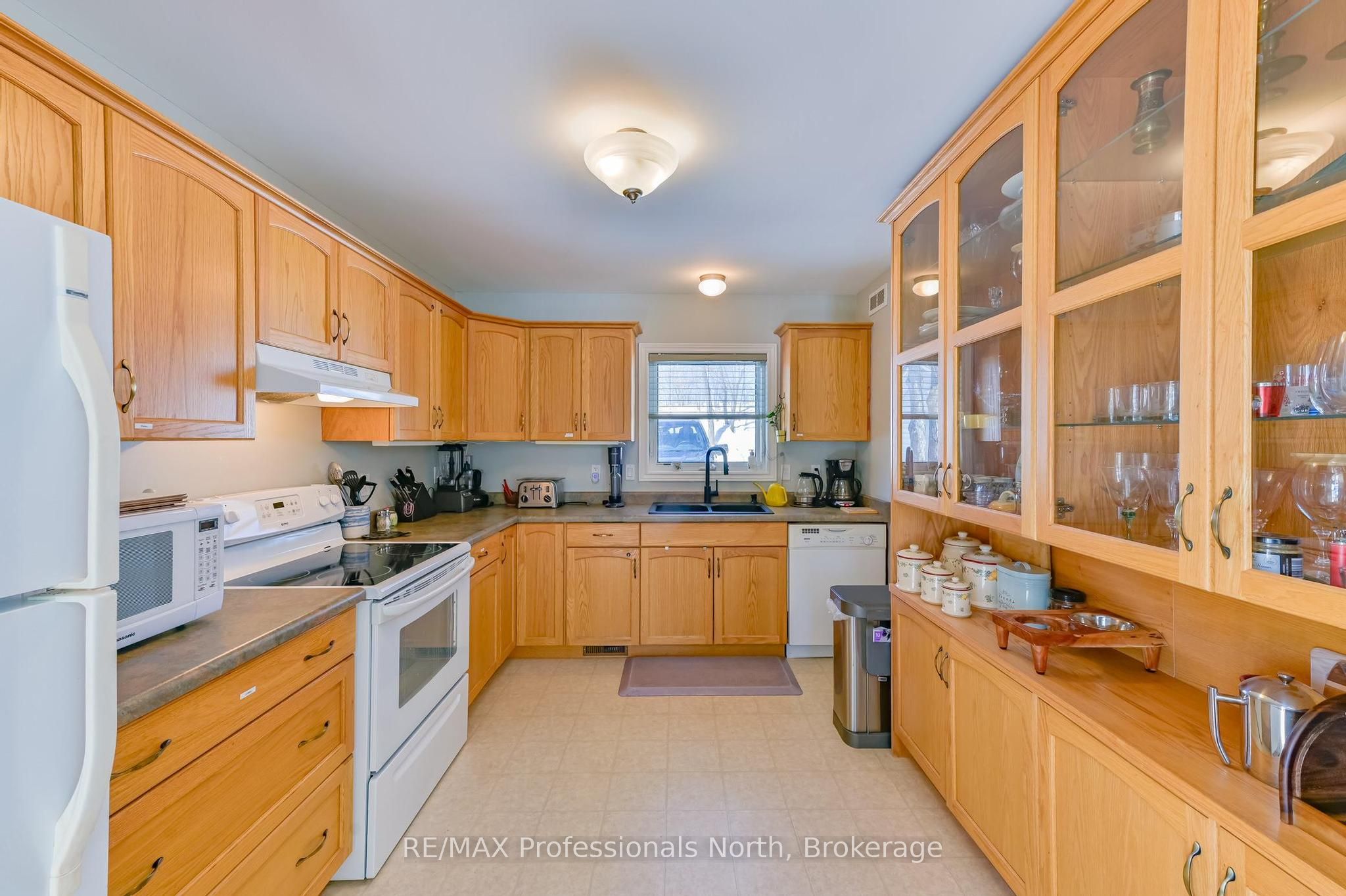1099 Summer Lane Property Photo 15