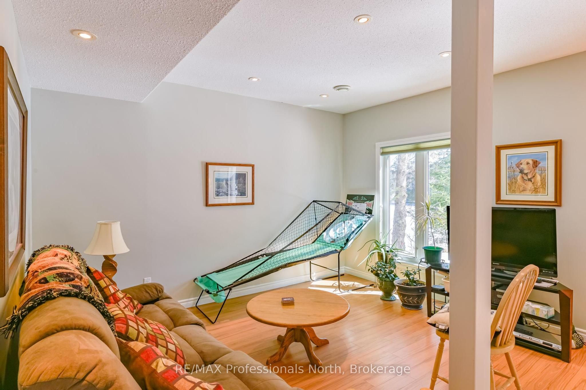 1099 Summer Lane Property Photo 24