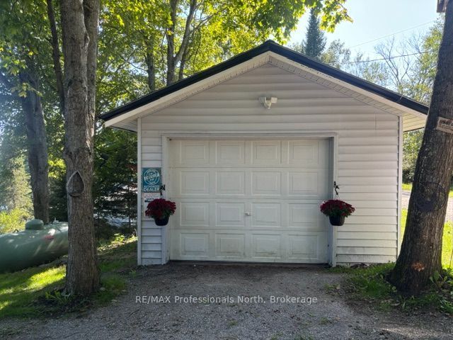 1099 Summer Lane Property Photo 45
