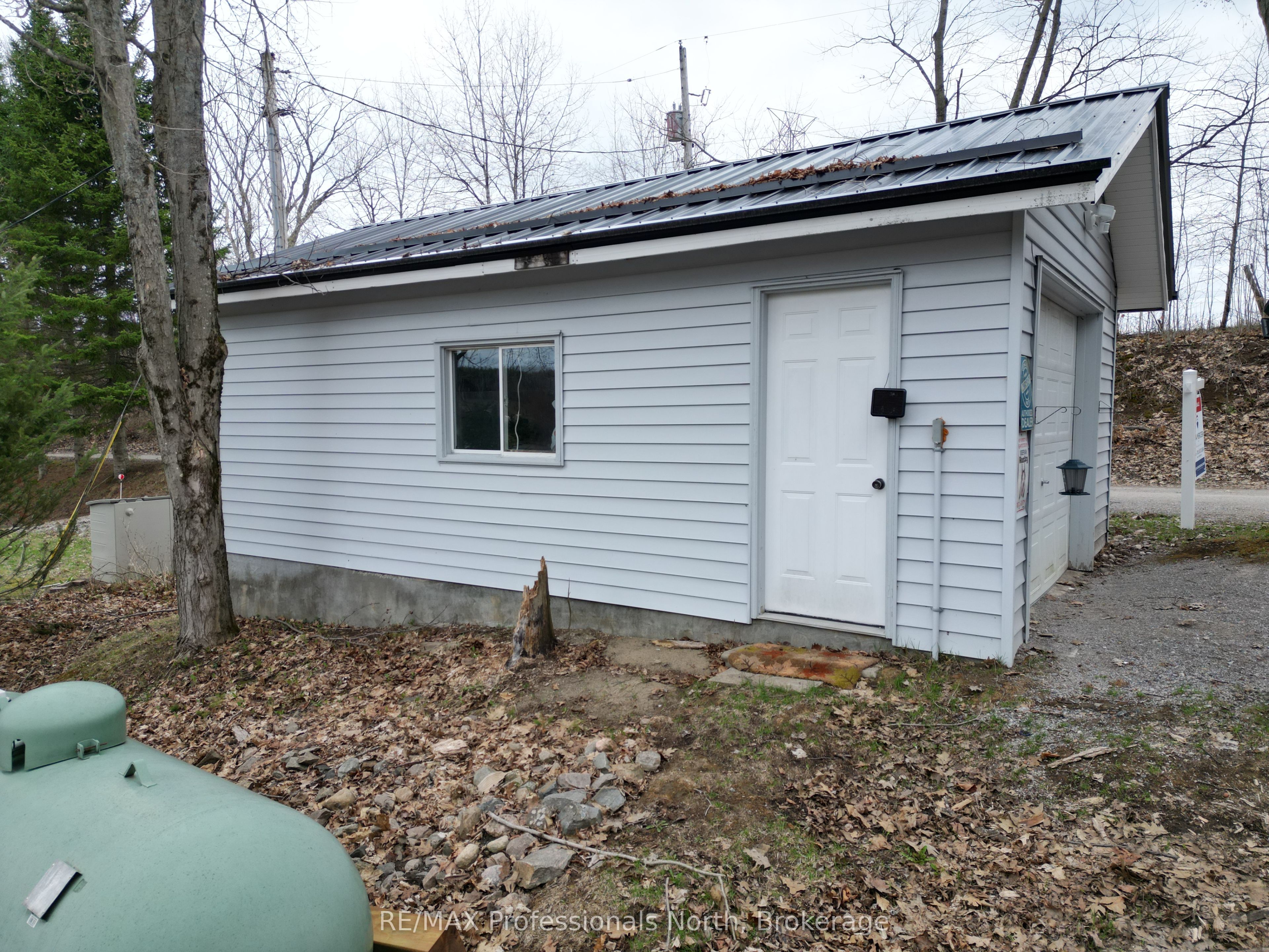 1099 Summer Lane Property Photo 46