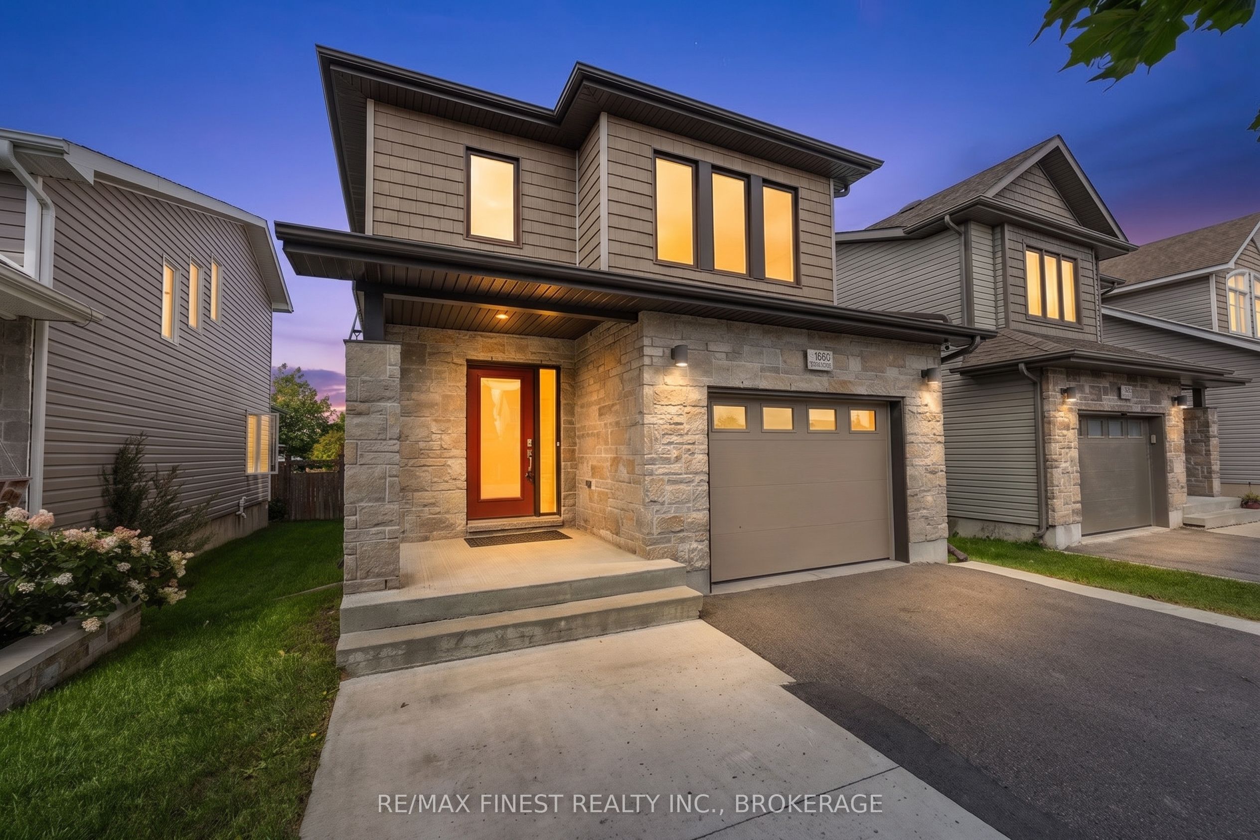 1660 Crimson Crescent Property Photo 1