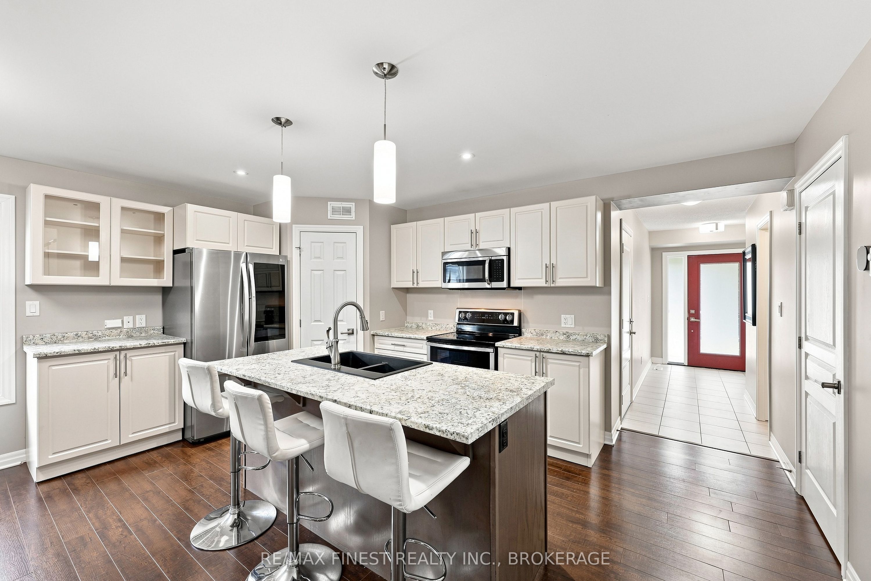 1660 Crimson Crescent Property Photo 18