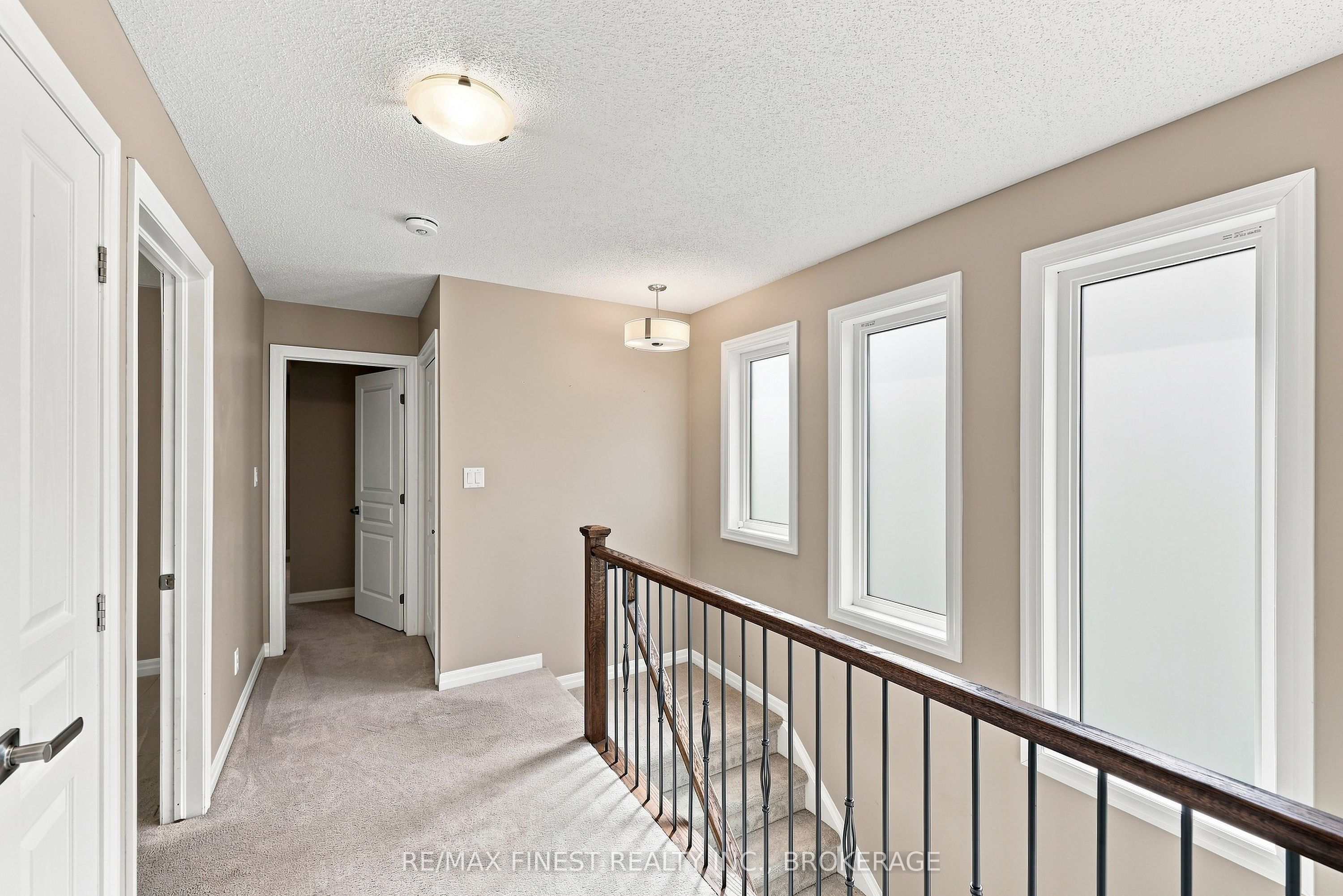 1660 Crimson Crescent Property Photo 30