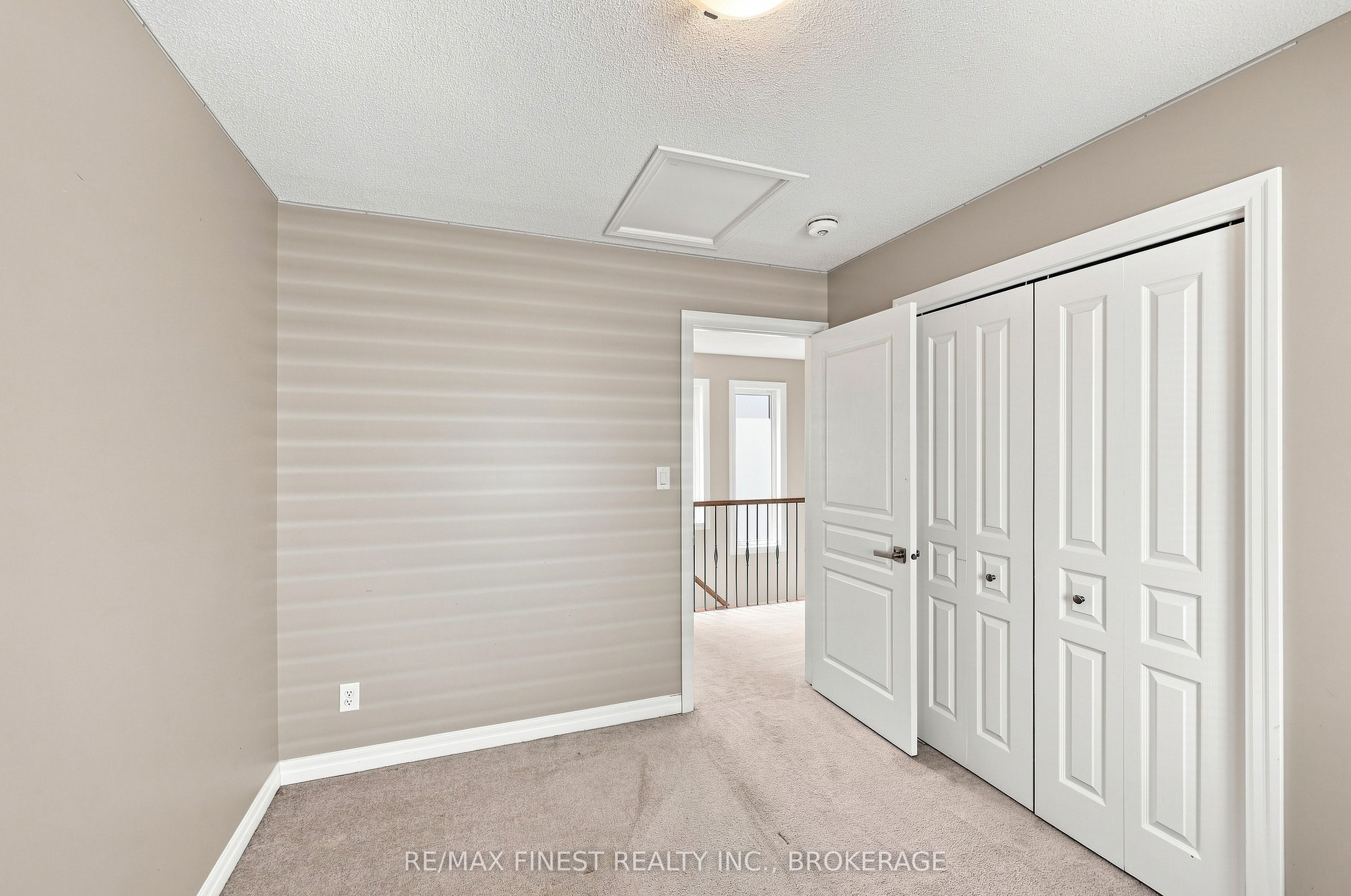1660 Crimson Crescent Property Photo 38