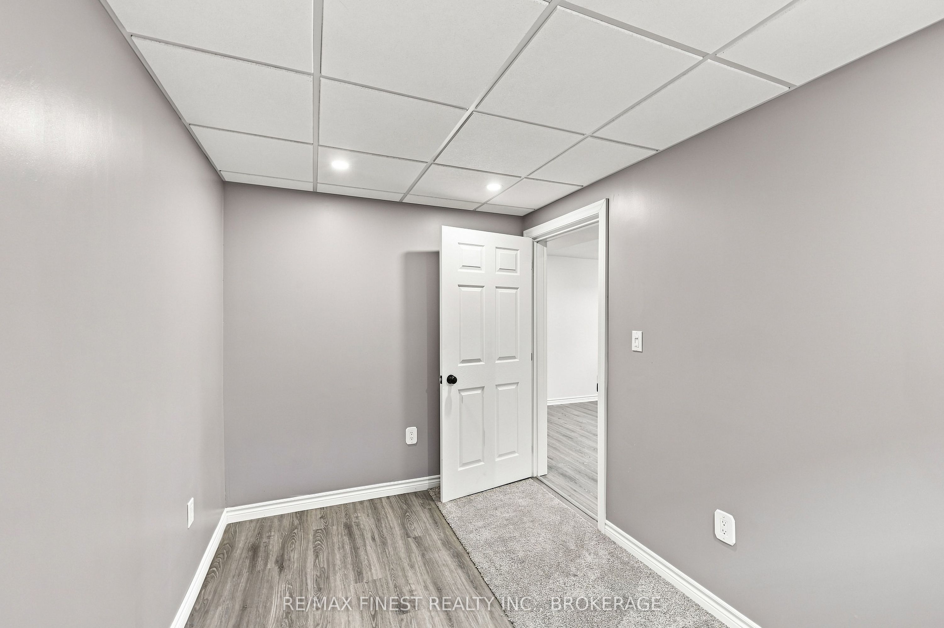 1660 Crimson Crescent Property Photo 46