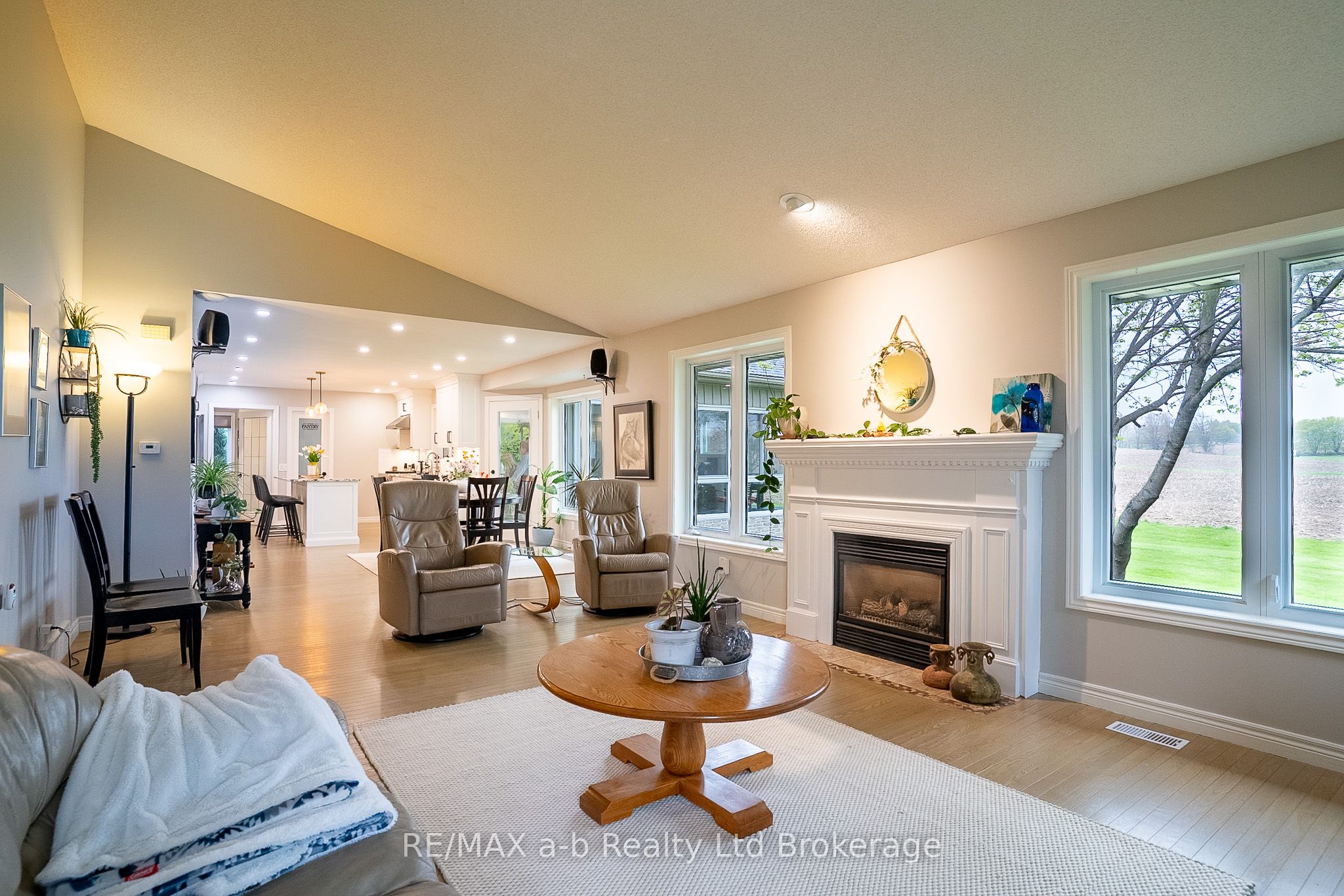 505354 Old Stage Road Property Photo 19