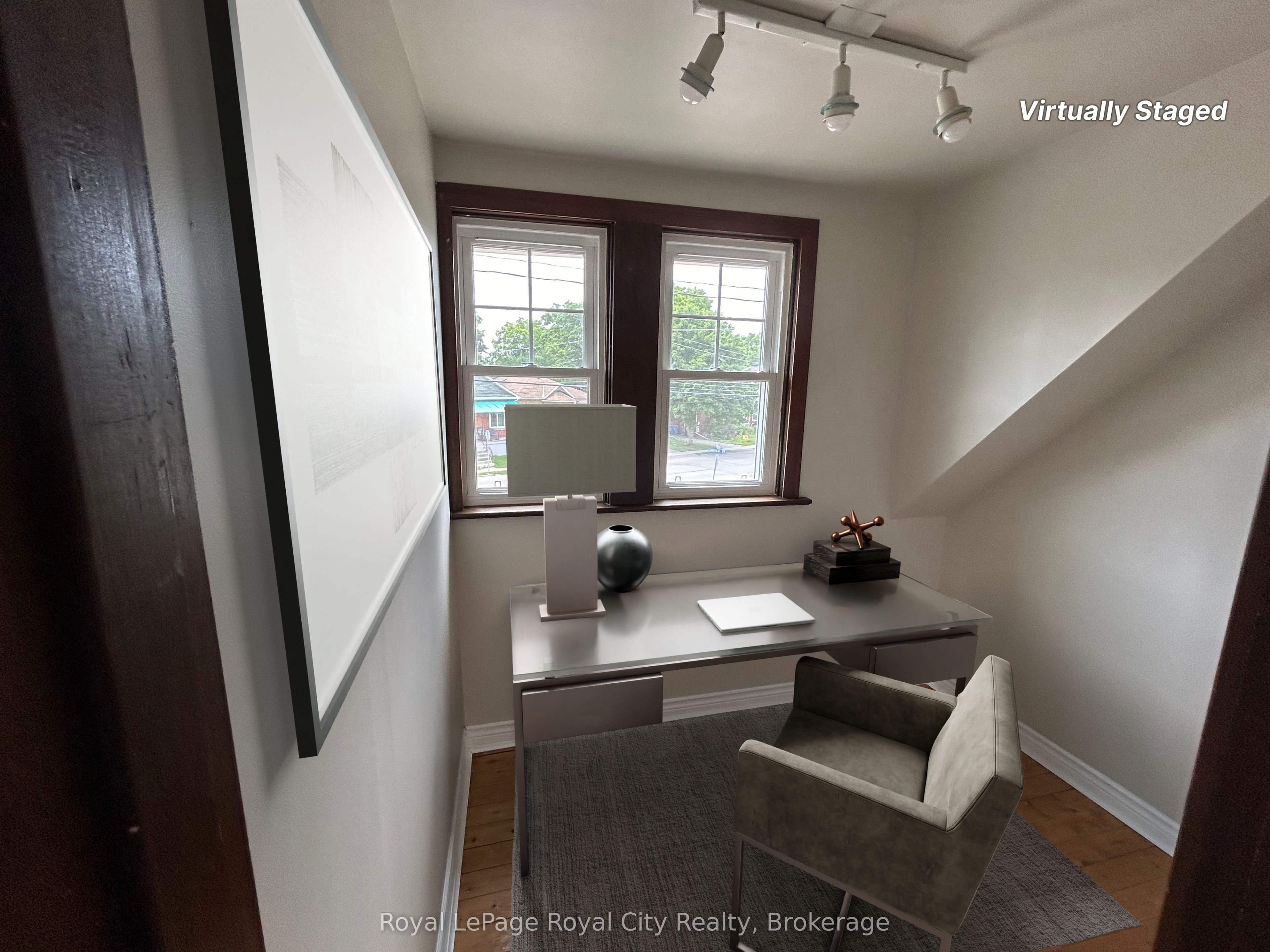170 Arthur Street S Property Photo 9