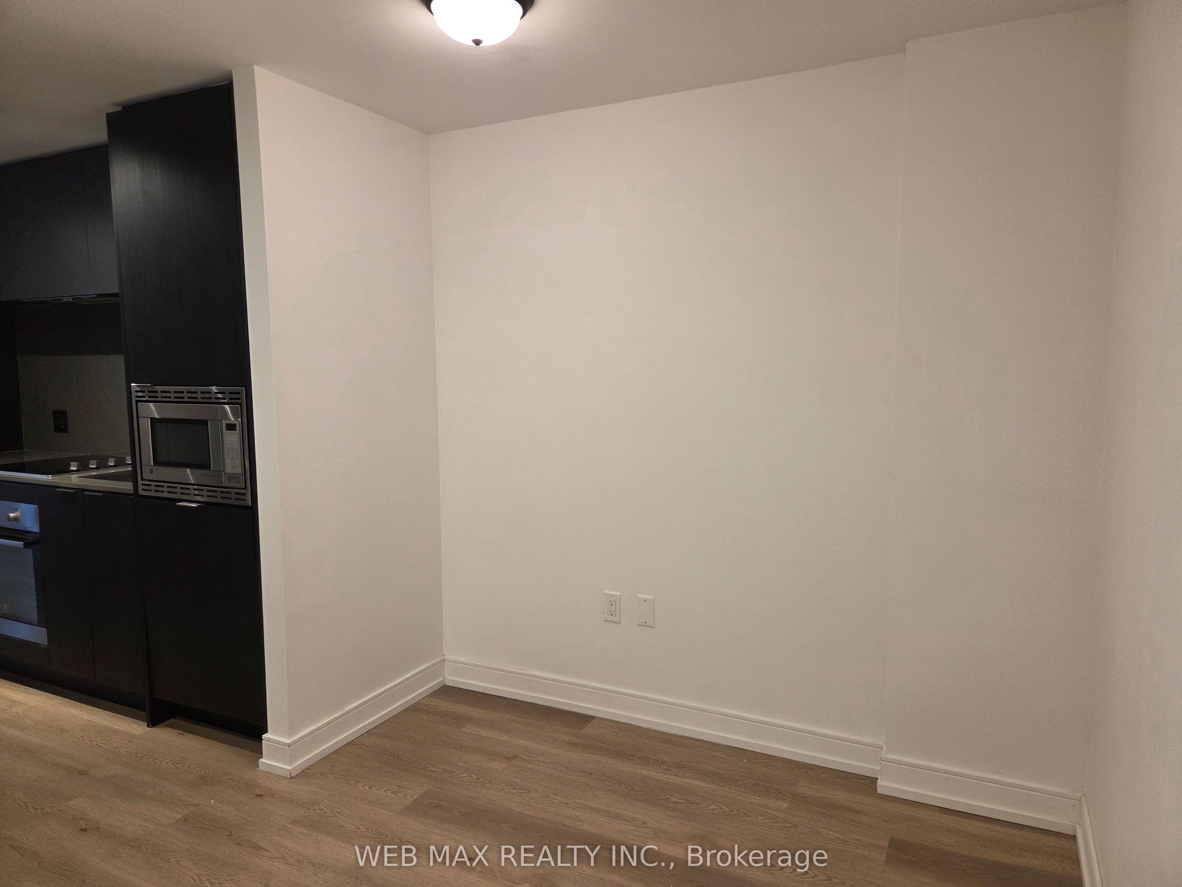 1 Jarvis Street 815 Property Photo 17