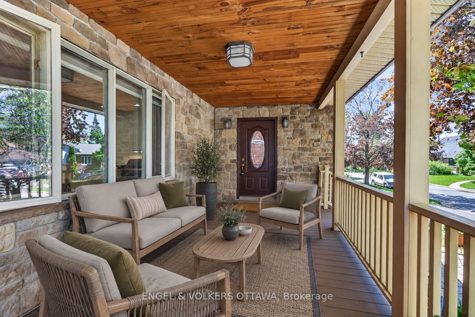 1396 Micmac Street Property Photo 2