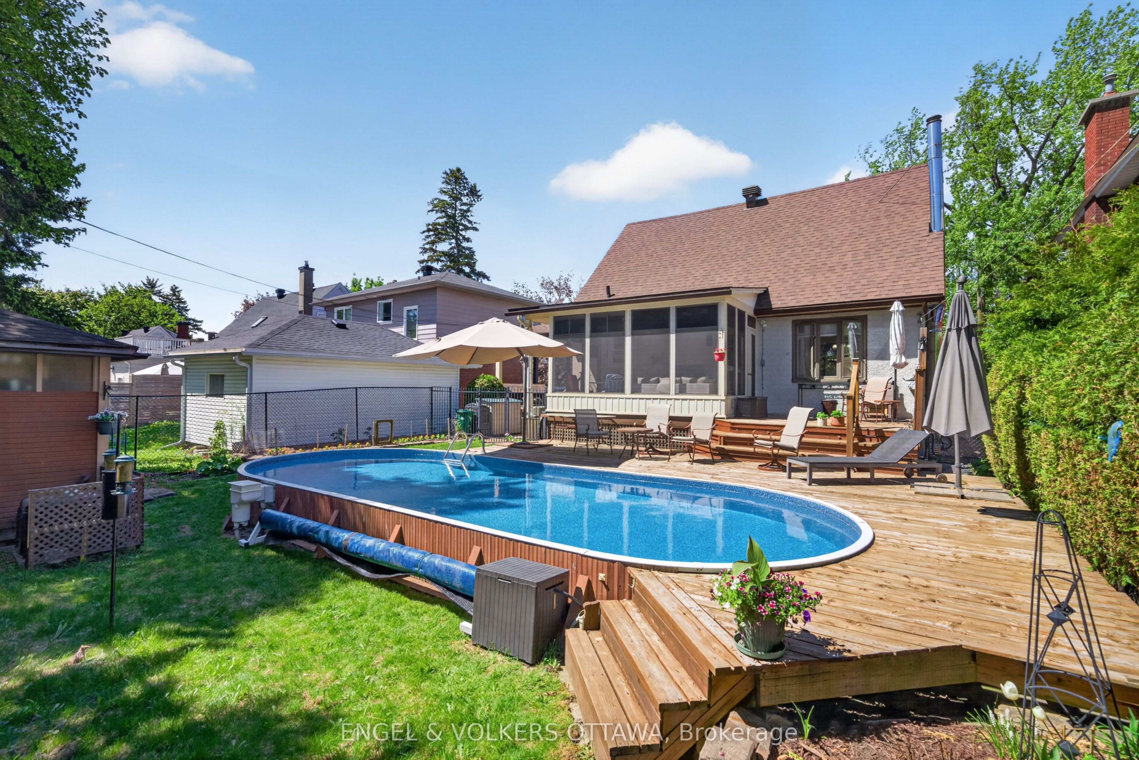 1396 Micmac Street Property Photo 28
