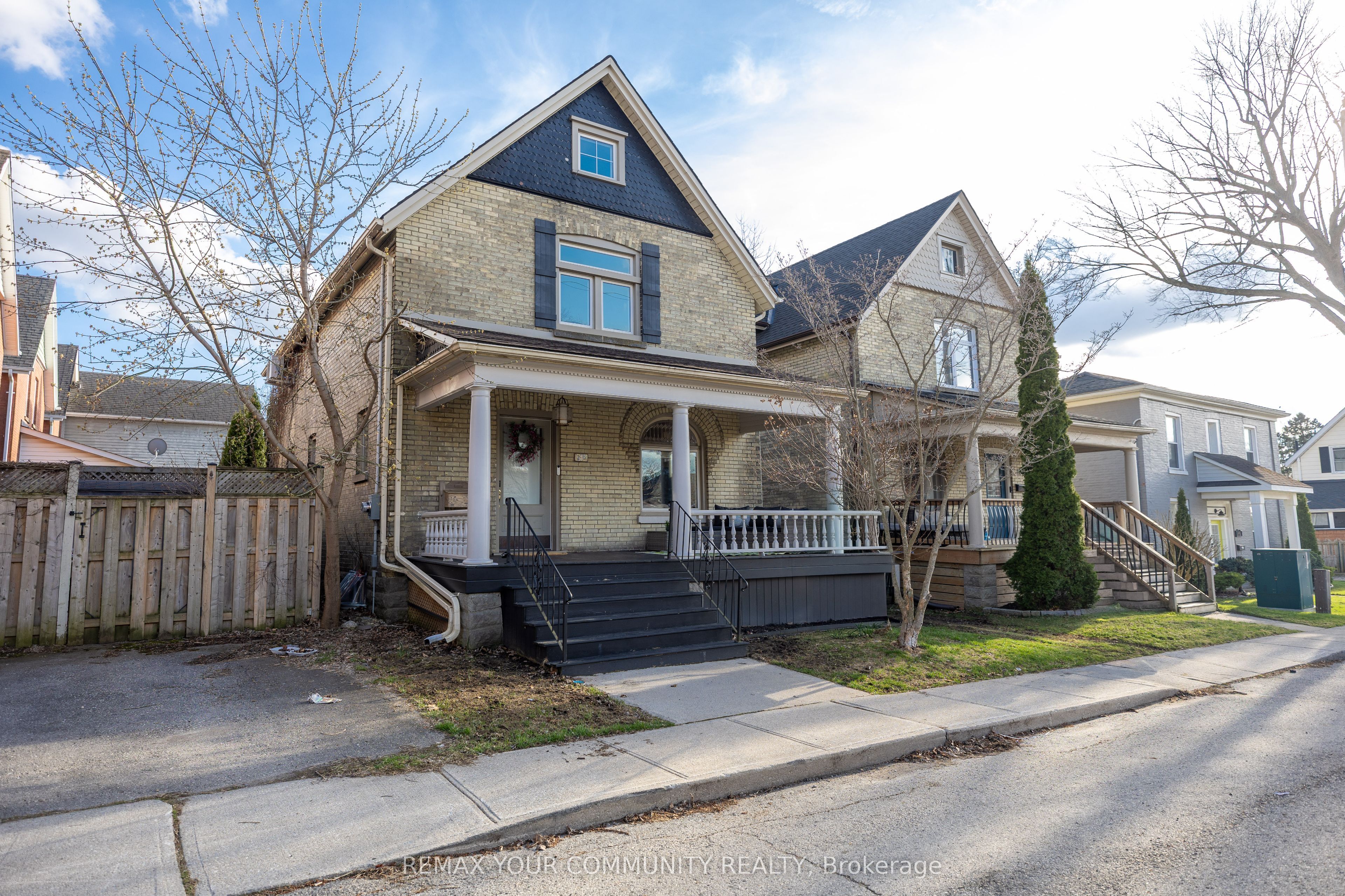 20 VICTORIA Street Property Photo 1
