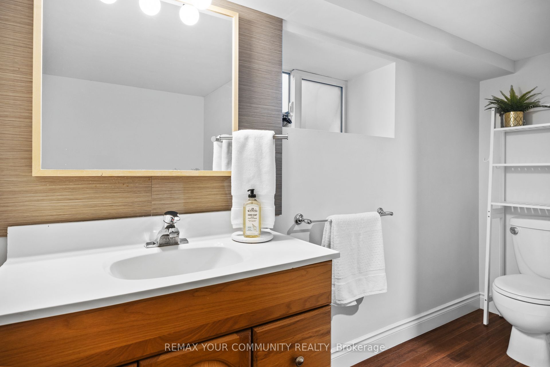 20 Victoria Street Property Photo 21