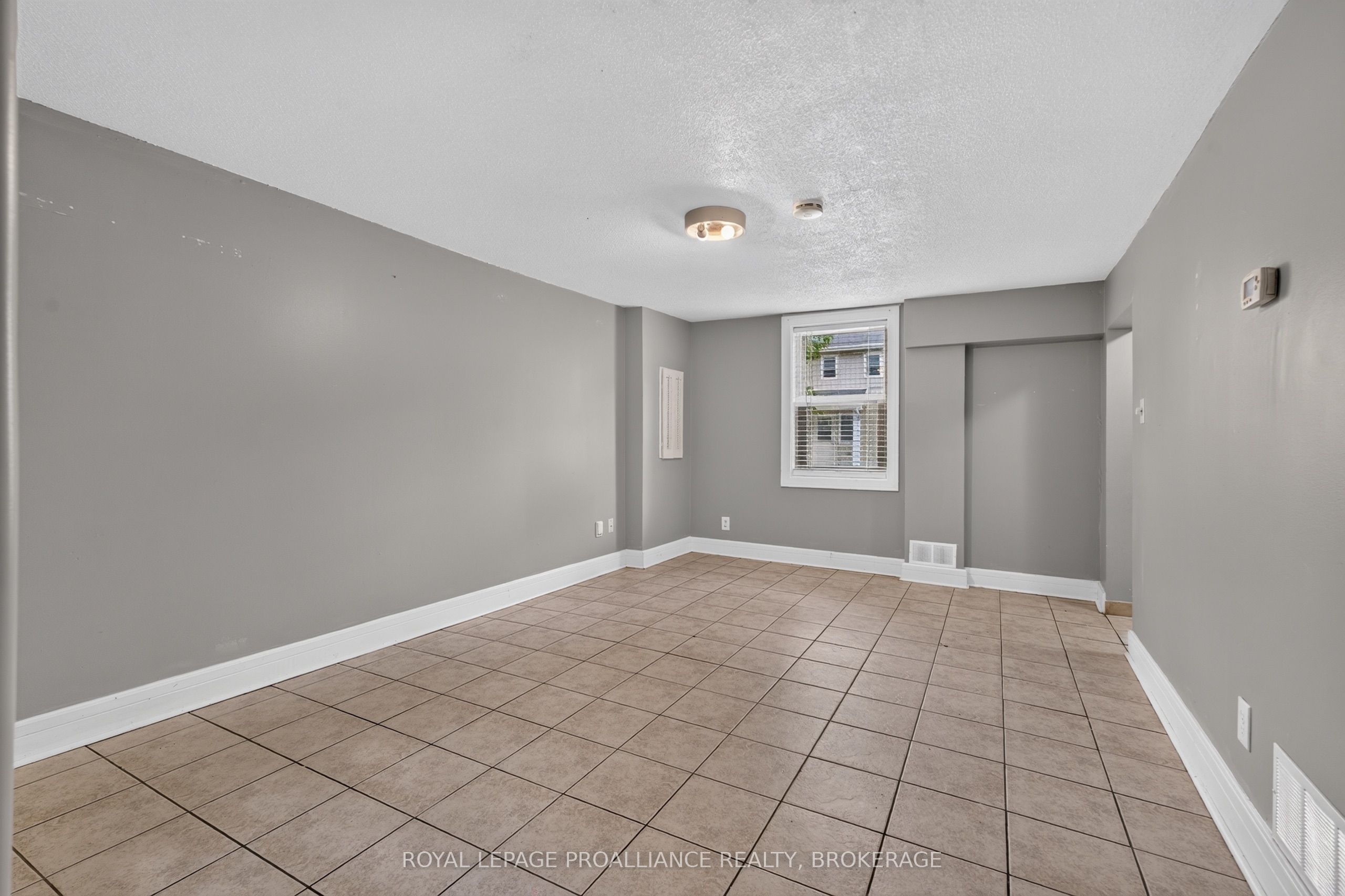 196 York Street Property Photo 4
