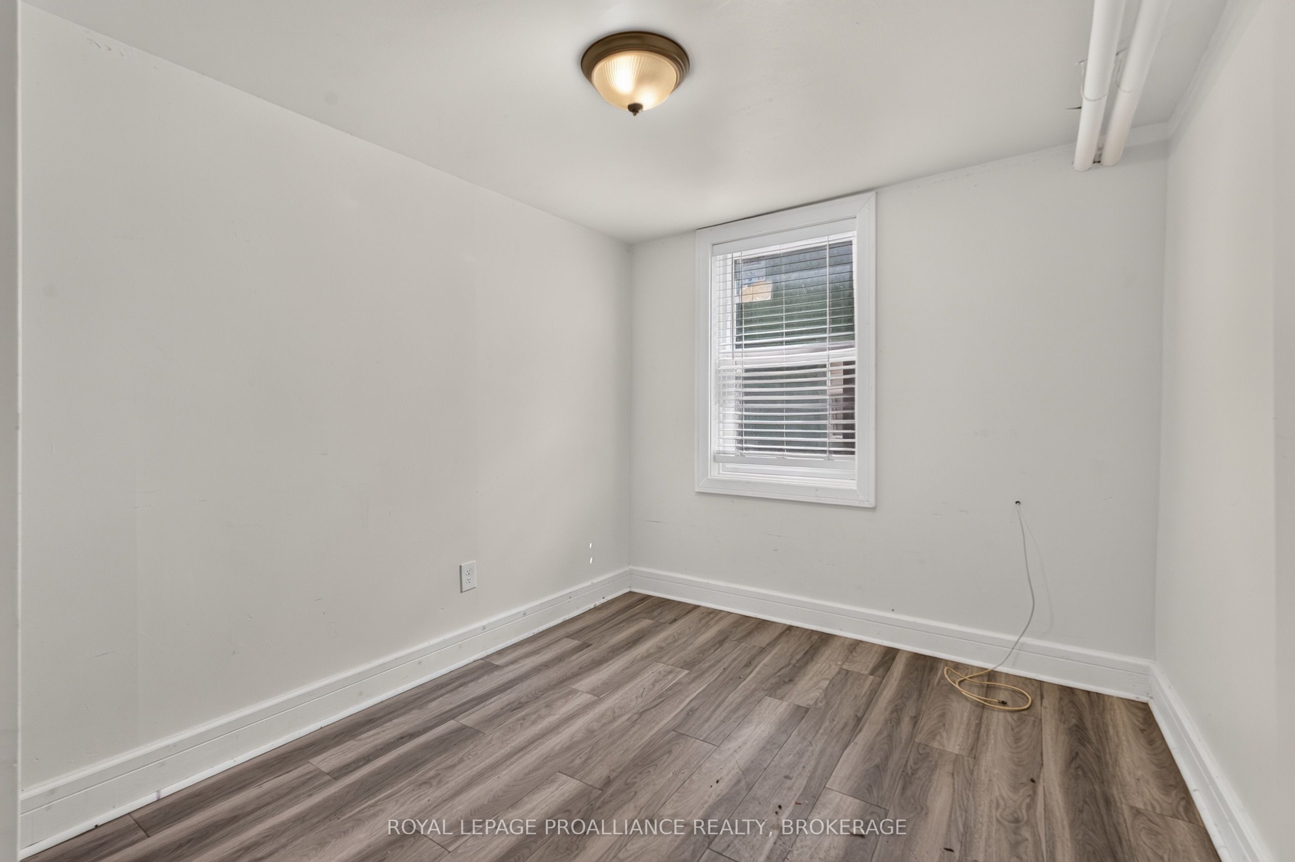 196 York Street Property Photo 9