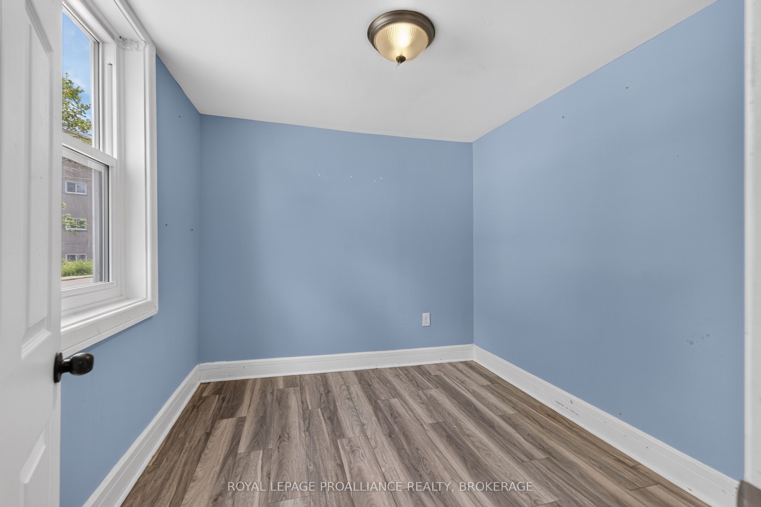 196 York Street Property Photo 11