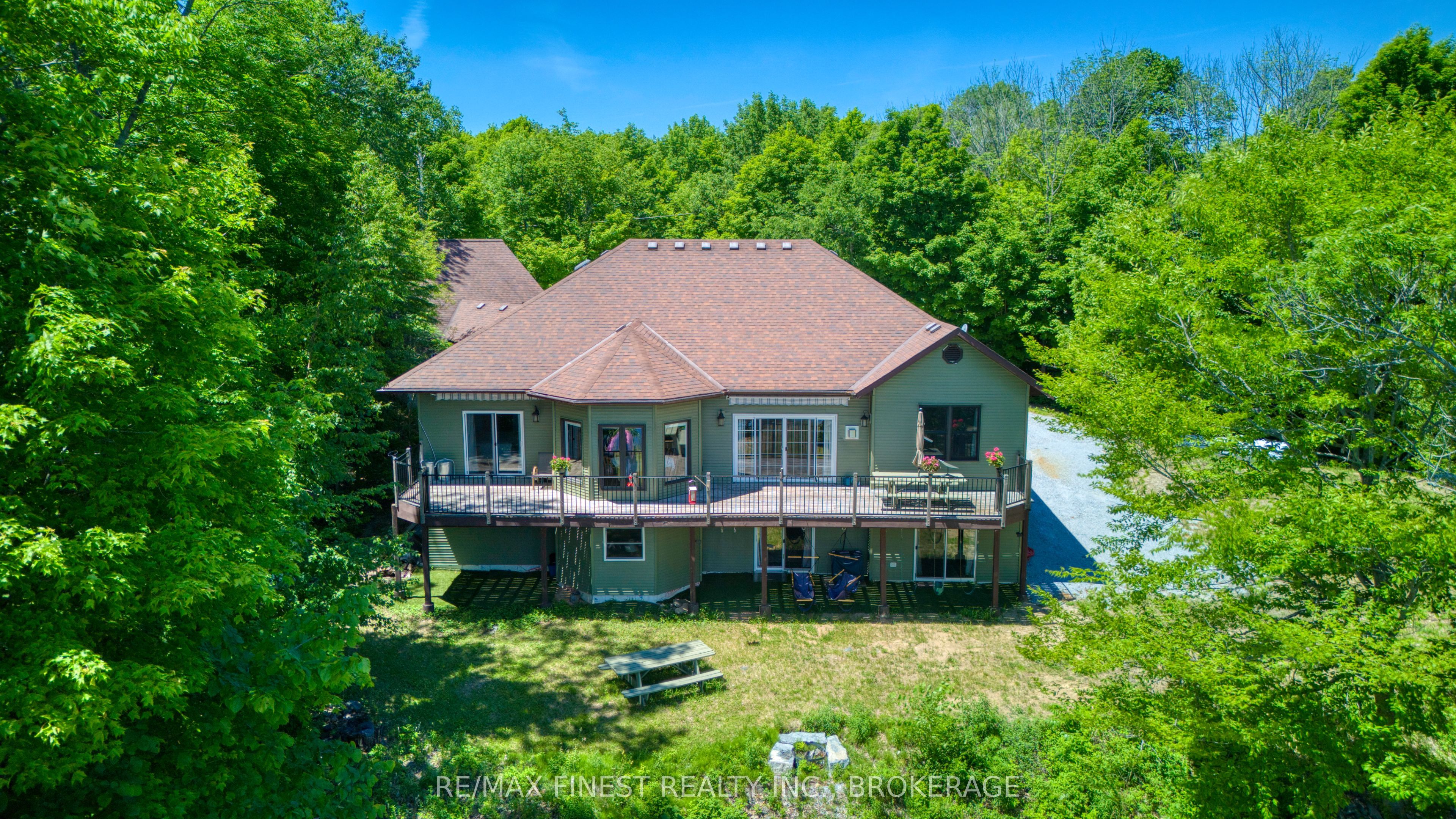 1252 Clement Road Property Photo 4